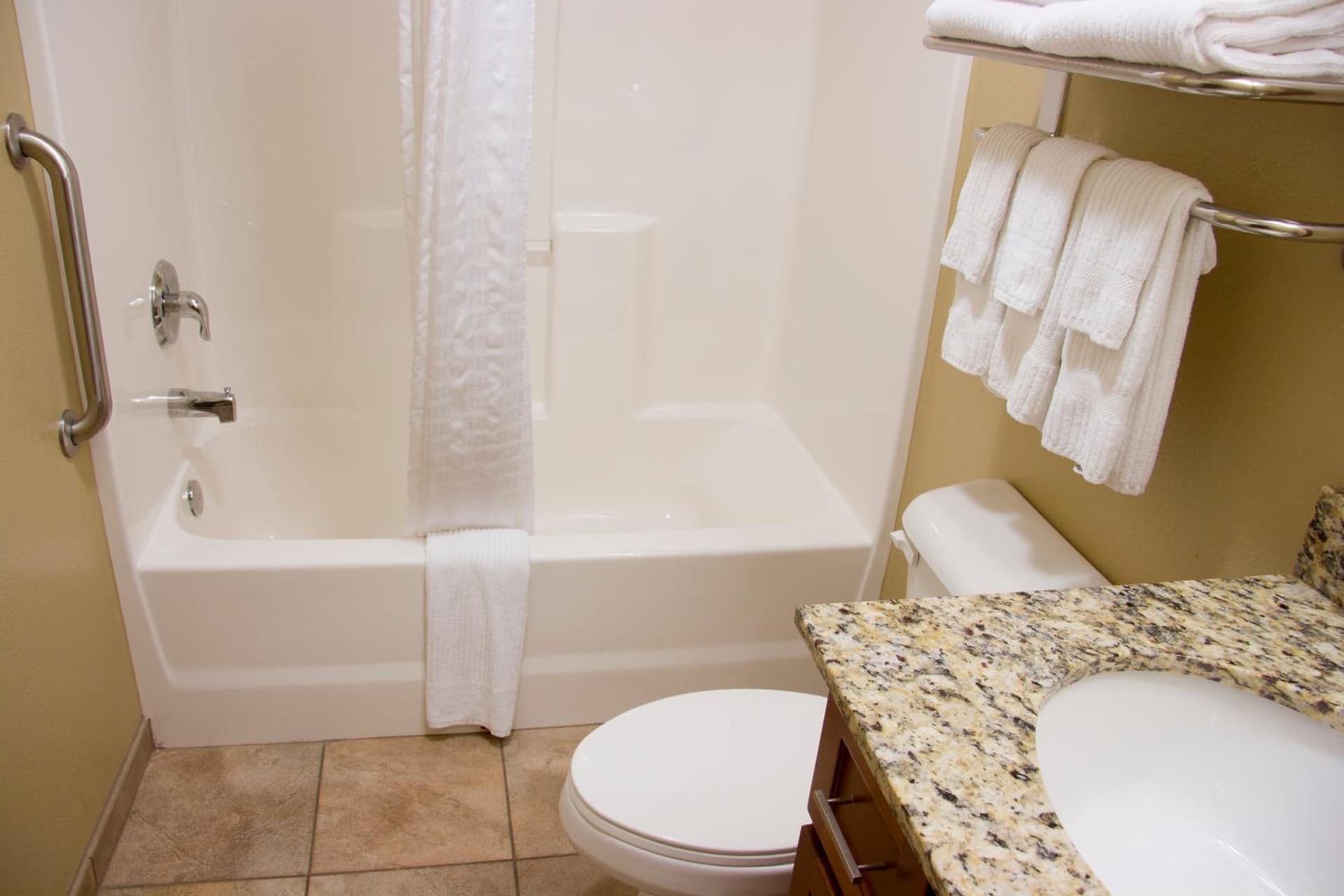 Candlewood Suites Champaign-Urbana University Area by IHG gallery photo in Champaign, IL — image 30