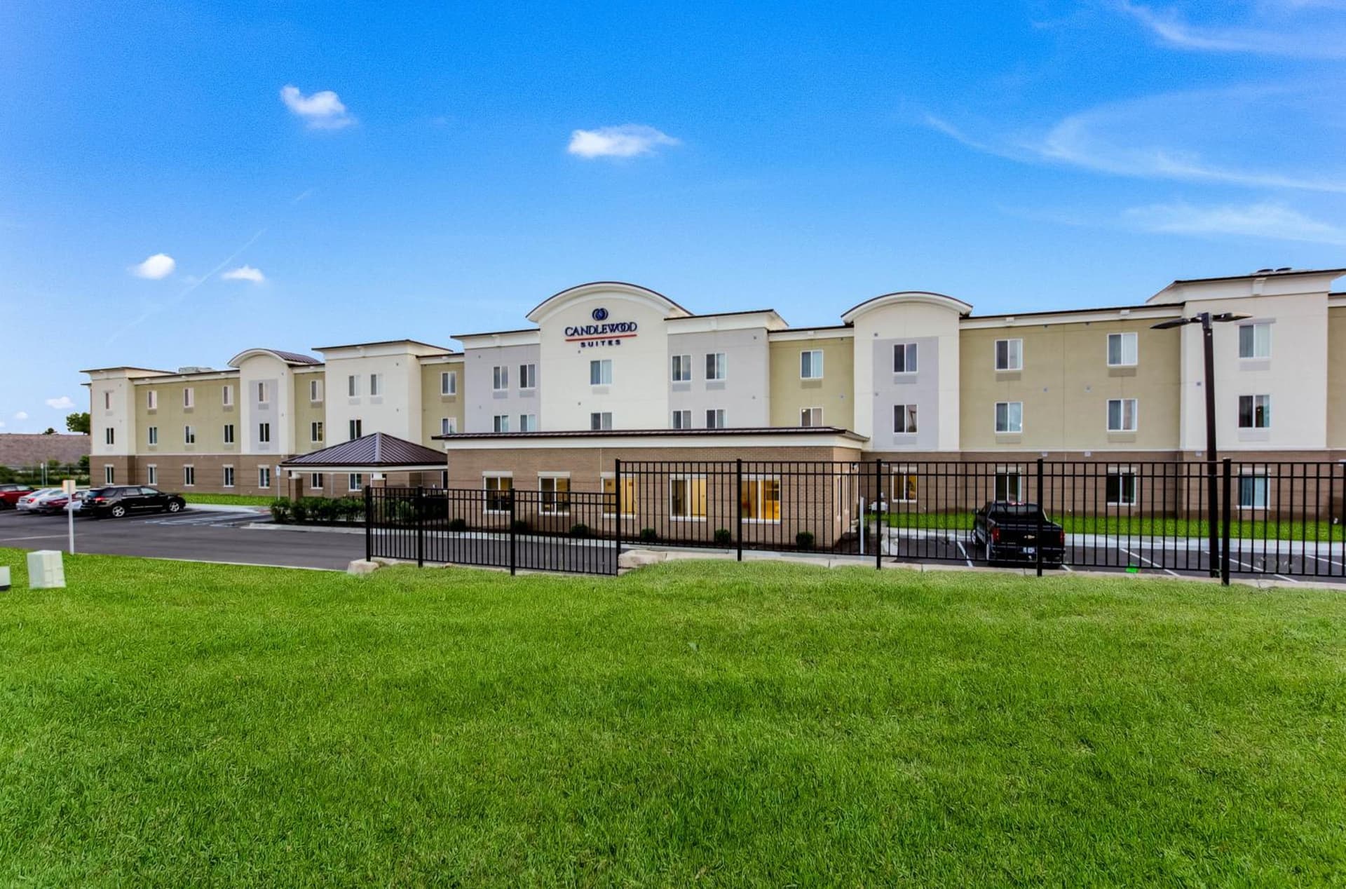 Candlewood Suites - Brighton by IHG gallery photo in Brighton, MI — image 11