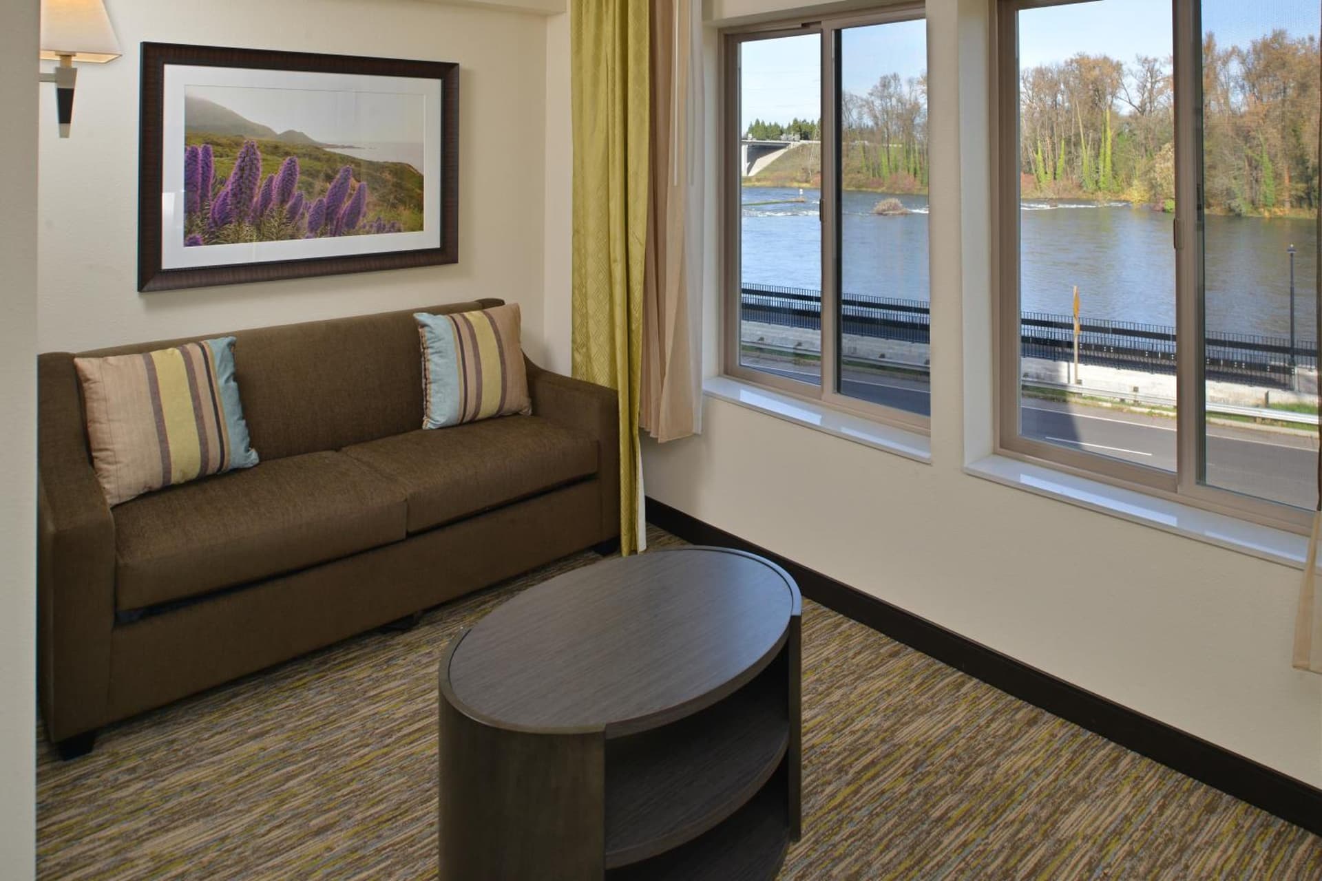 Candlewood Suites Eugene Springfield by IHG gallery photo in Eugene, OR — image 12