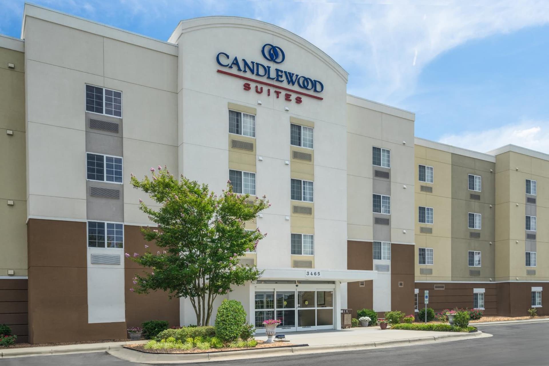 Candlewood Suites New Bern by IHG gallery photo in New Bern, NC — image 55