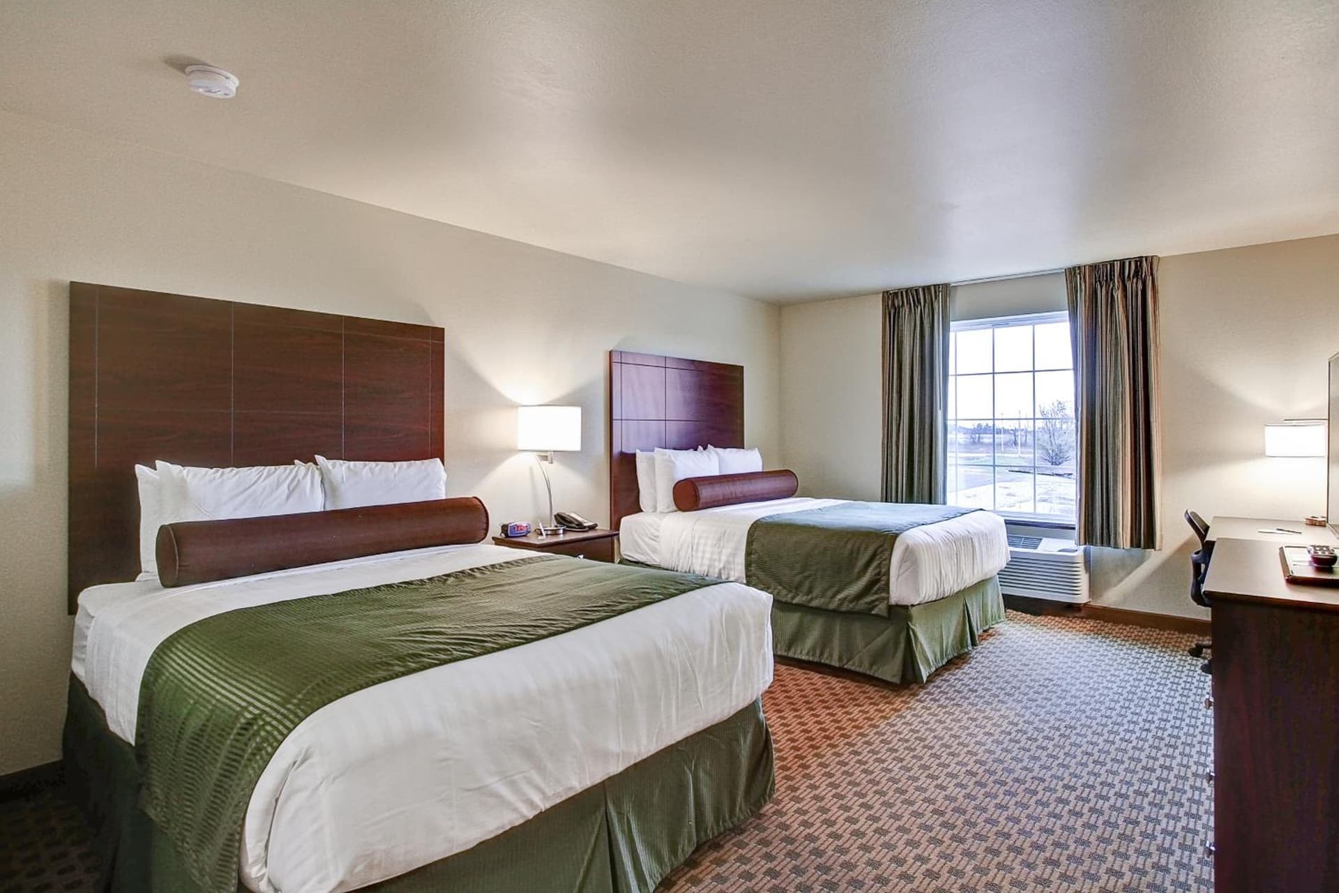 Cobblestone Hotel & Suites Pulaski/Green Bay interior in Pulaski, WI — gallery photo 2