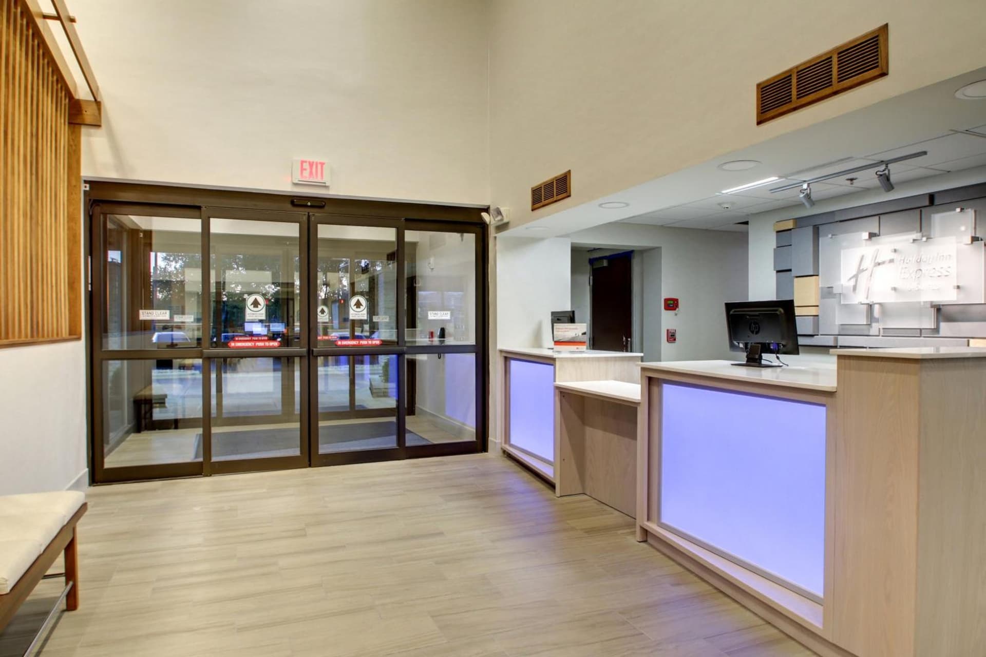 Holiday Inn Express & Suites Aurora - Naperville by IHG gallery photo in Aurora, IL — image 43