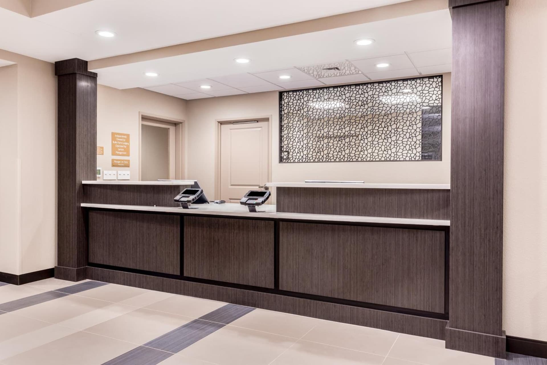 Candlewood Suites Eau Claire I-94 by IHG interior in Eau Claire, WI — gallery photo 2