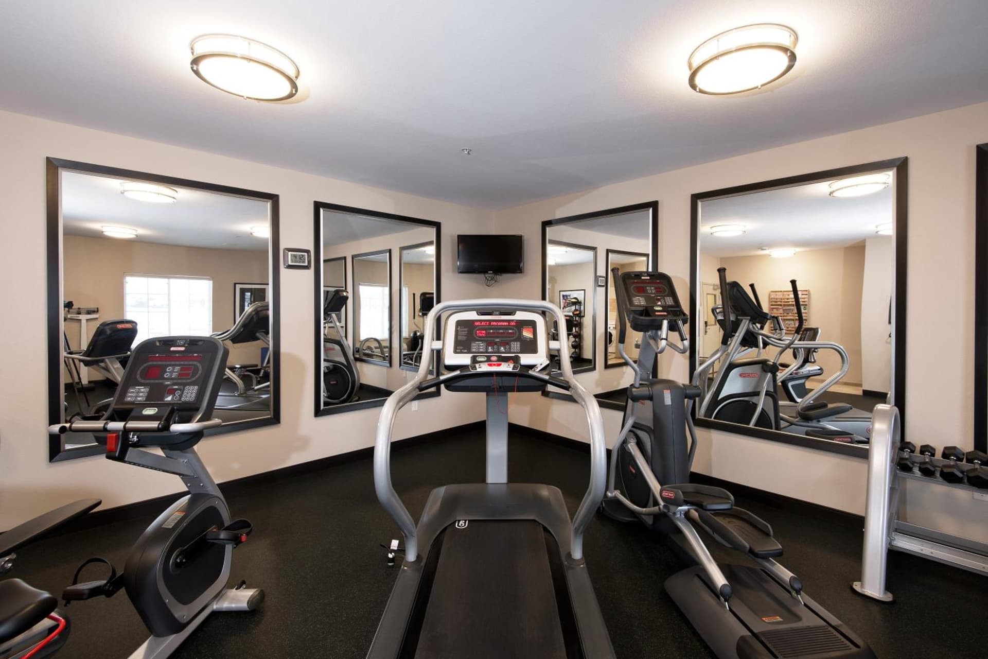 Candlewood Suites Greeley by IHG interior in Greeley, CO — gallery photo 2