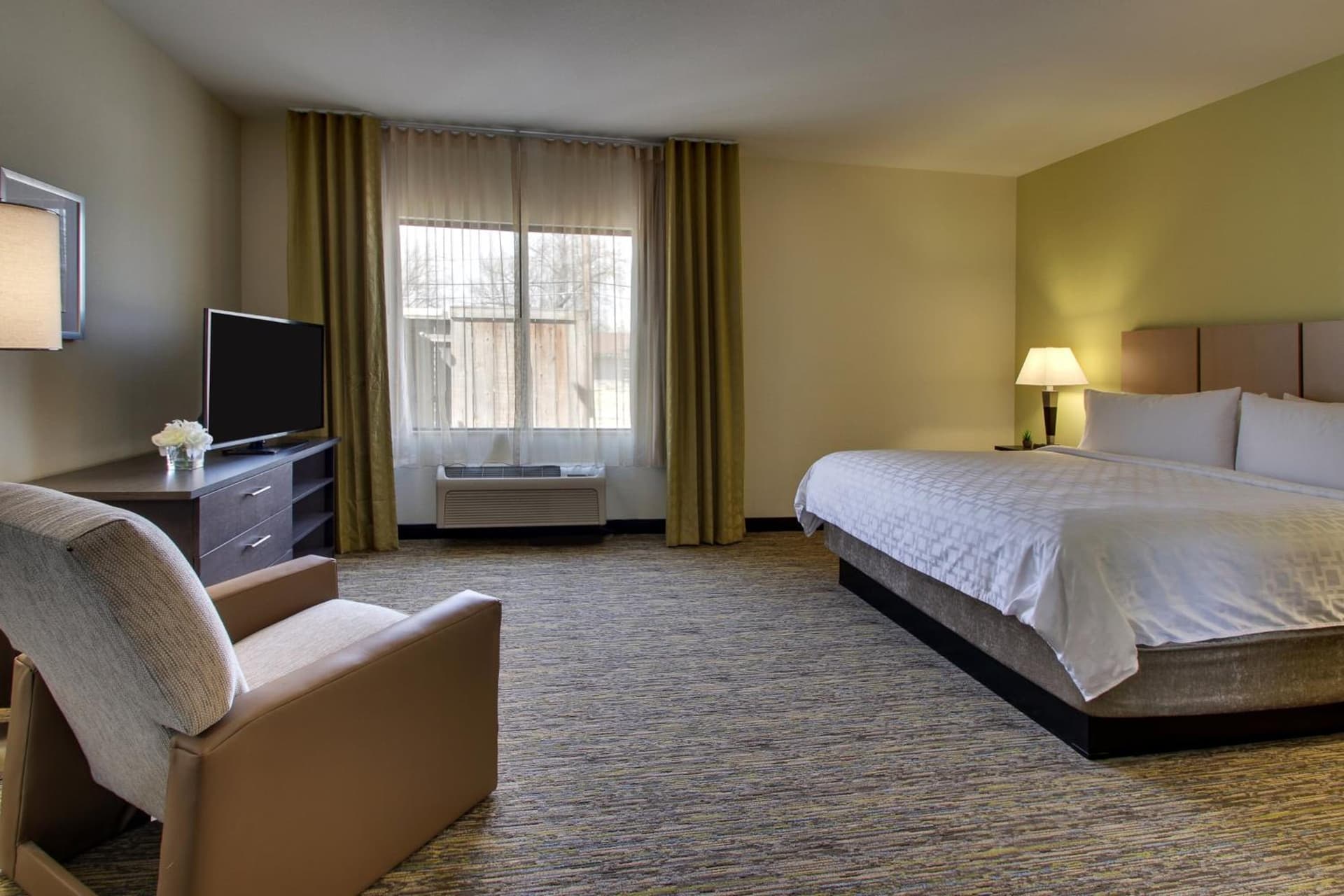 Candlewood Suites - Wichita East by IHG property views in Wichita, KS — gallery photo 3