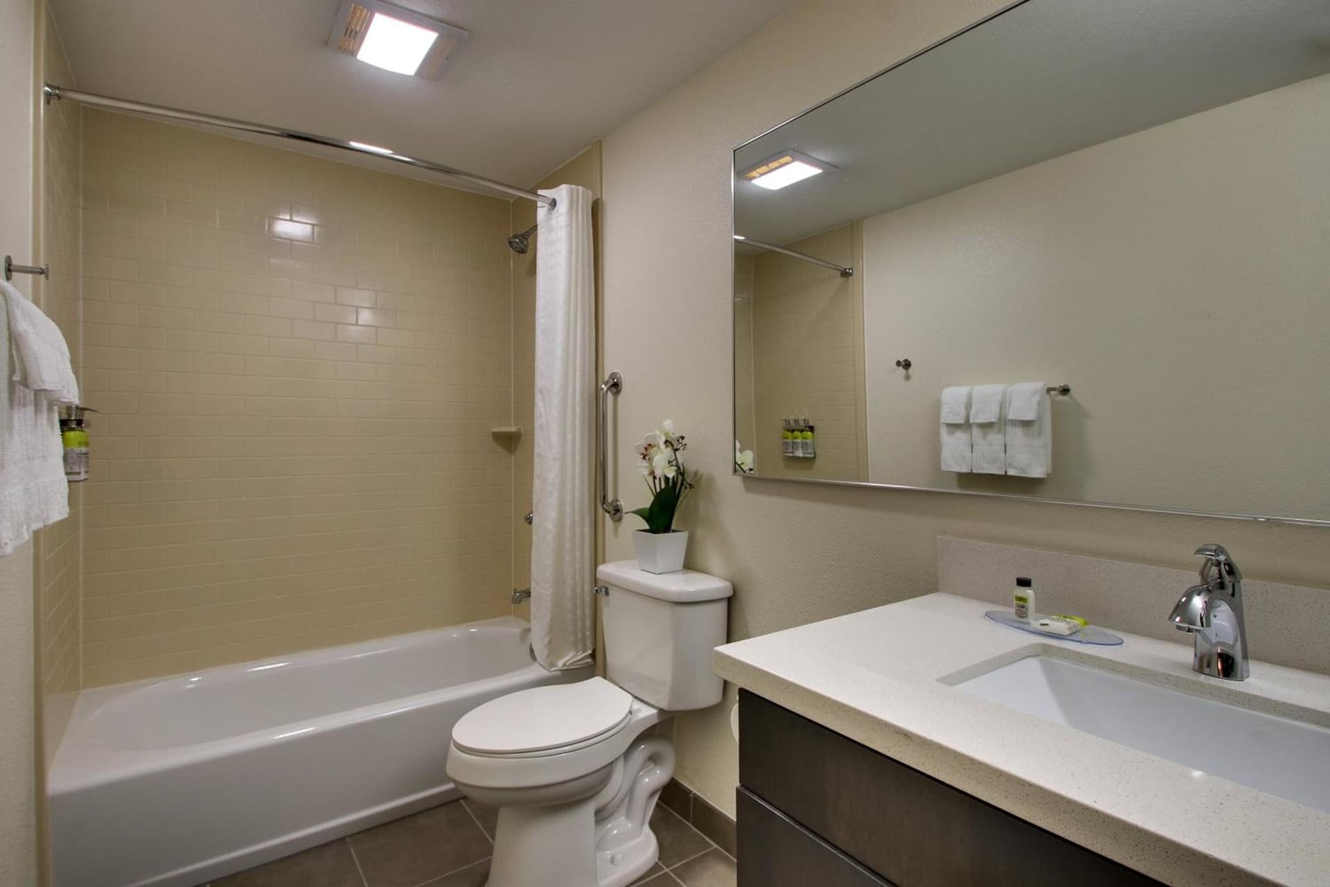 Candlewood Suites - Wichita East by IHG gallery photo in Wichita, KS — image 7