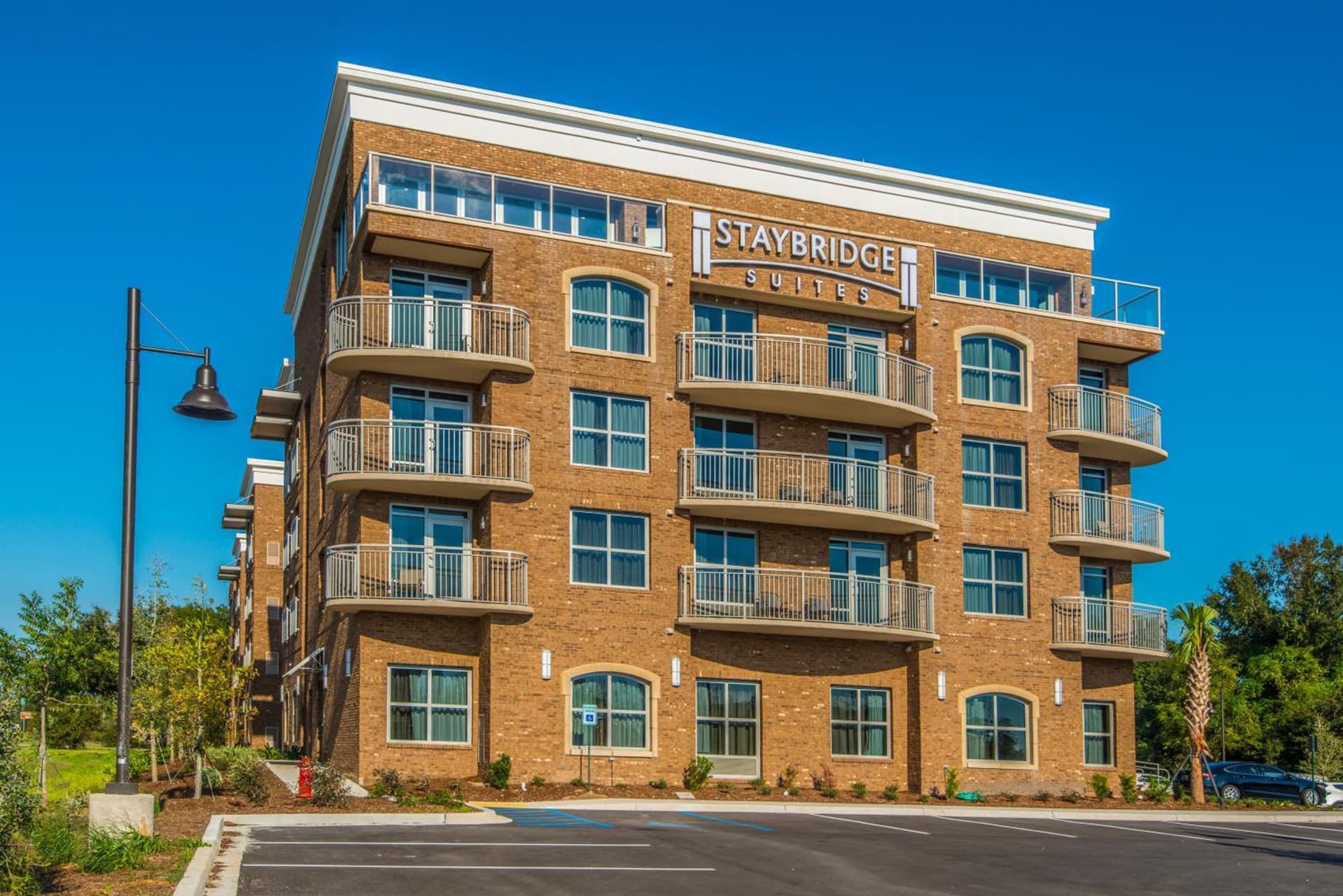 Staybridge Suites Charleston - Mount Pleasant by IHG gallery photo in Mount Pleasant, SC — image 57