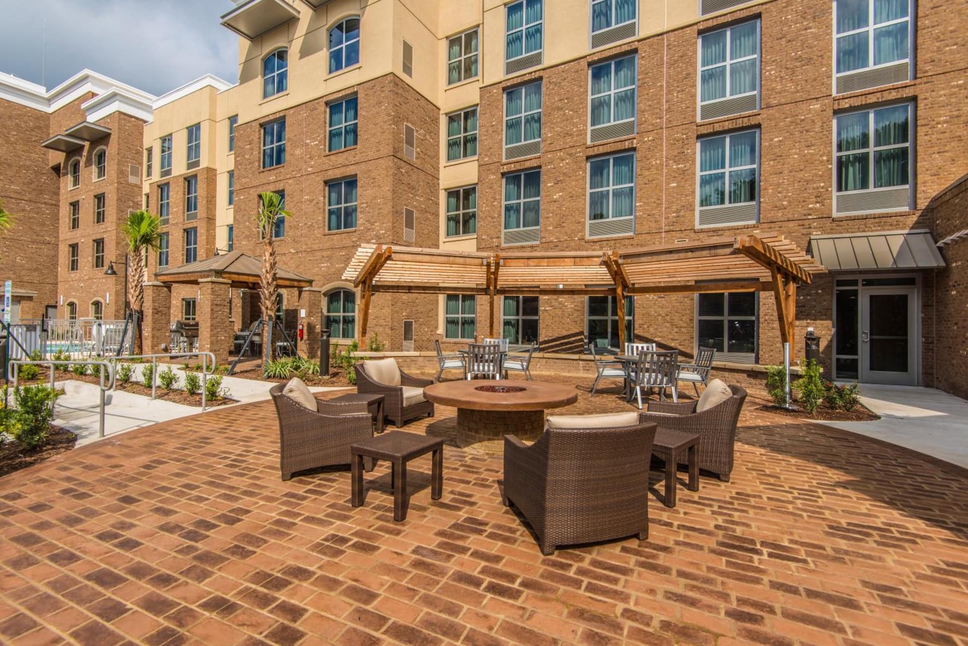 Staybridge Suites Charleston - Mount Pleasant by IHG gallery photo in Mount Pleasant, SC — image 58