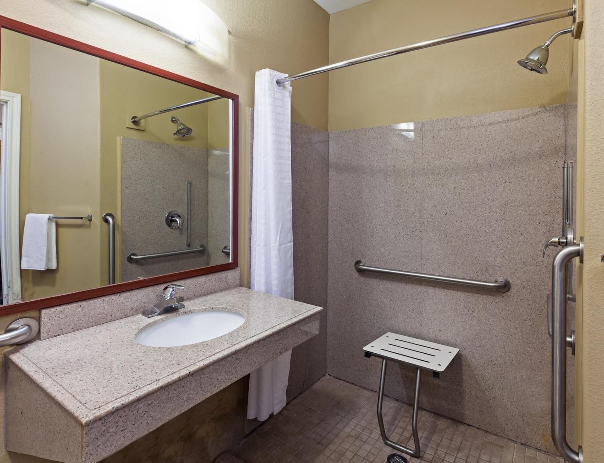 Candlewood Suites - Texas City by IHG property views in Texas City, TX — gallery photo 3