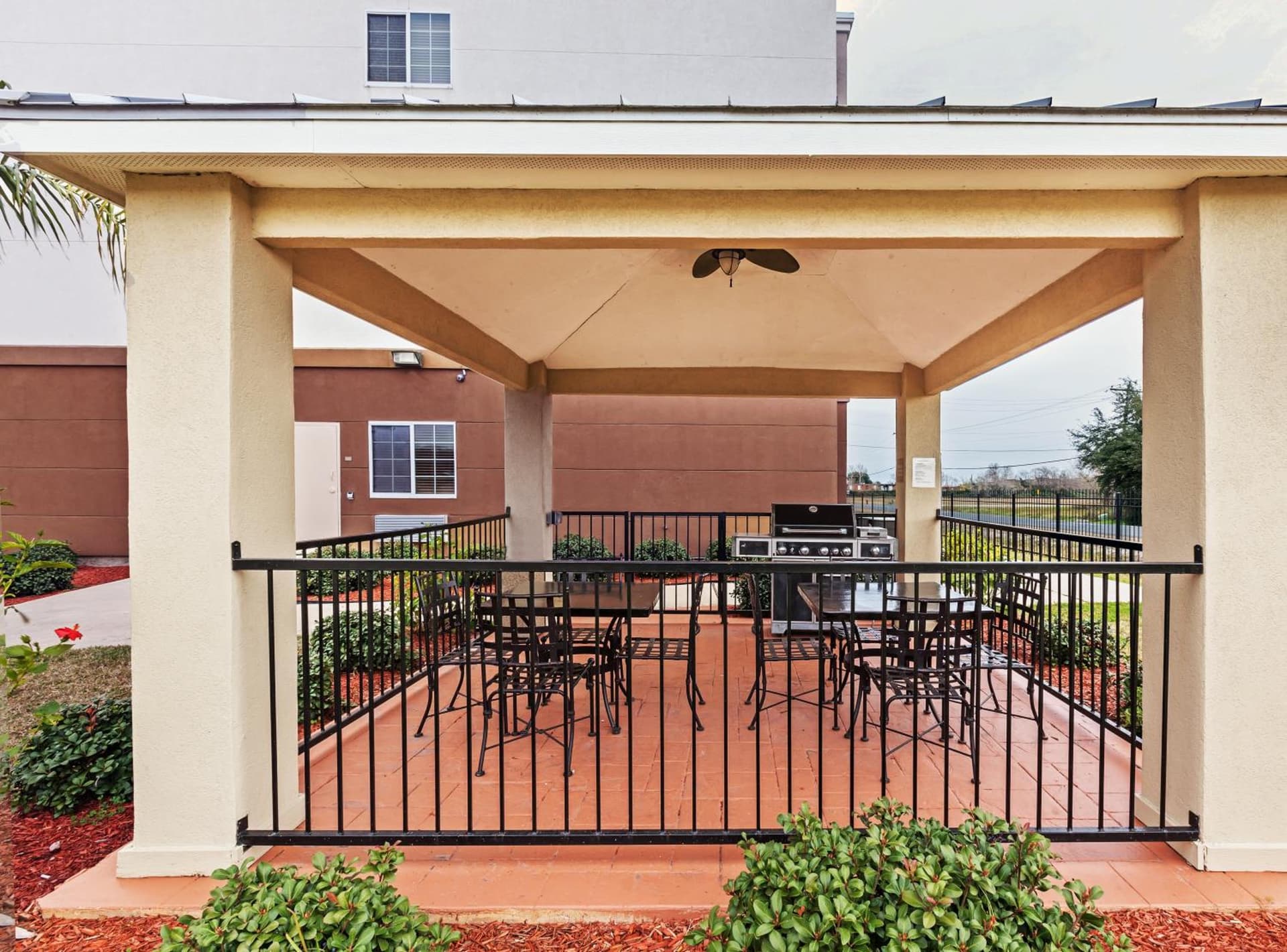 Candlewood Suites - Texas City by IHG gallery photo in Texas City, TX — image 5