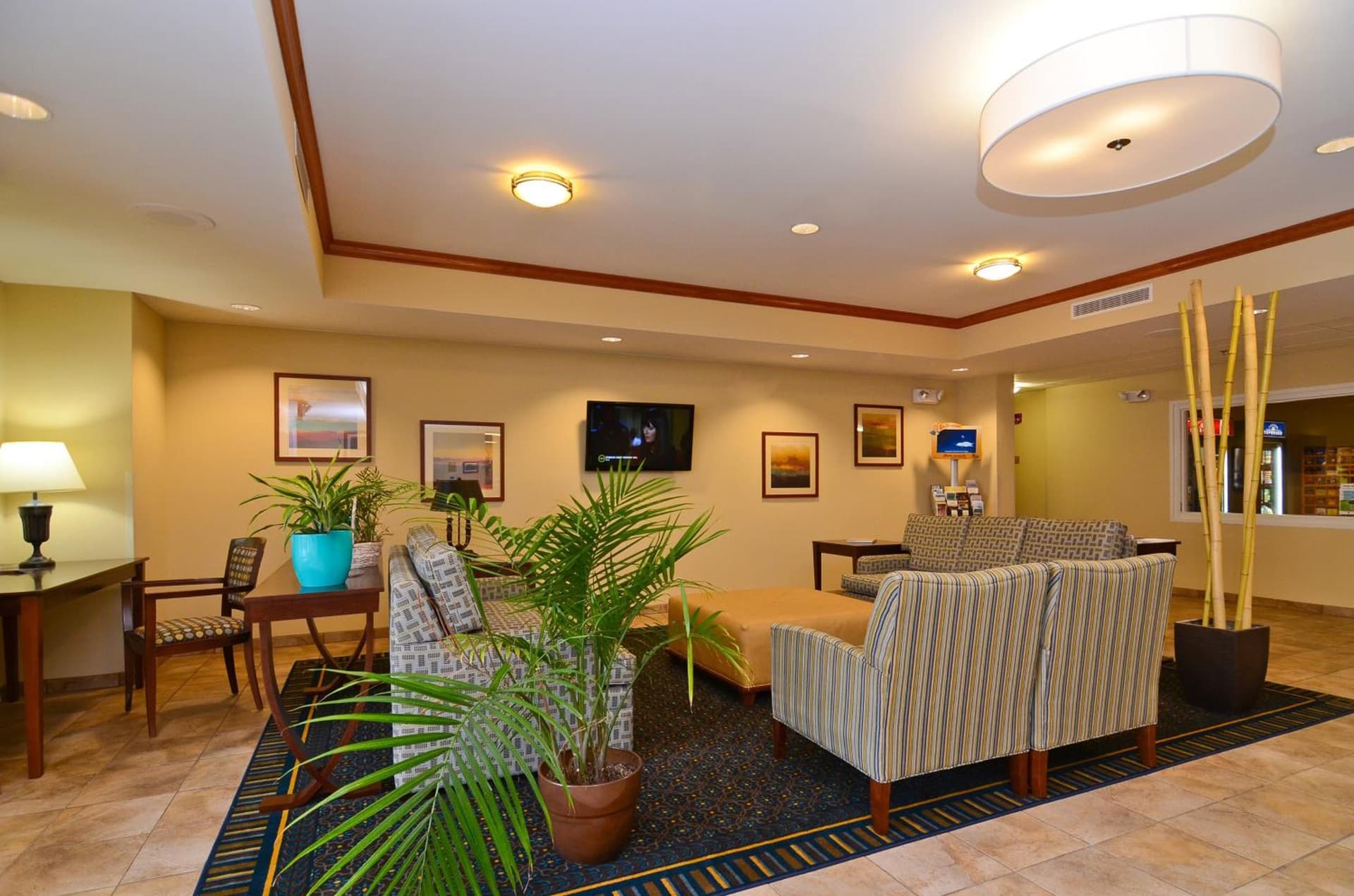 Candlewood Suites Chambersburg by IHG gallery photo in Chambersburg, PA — image 33