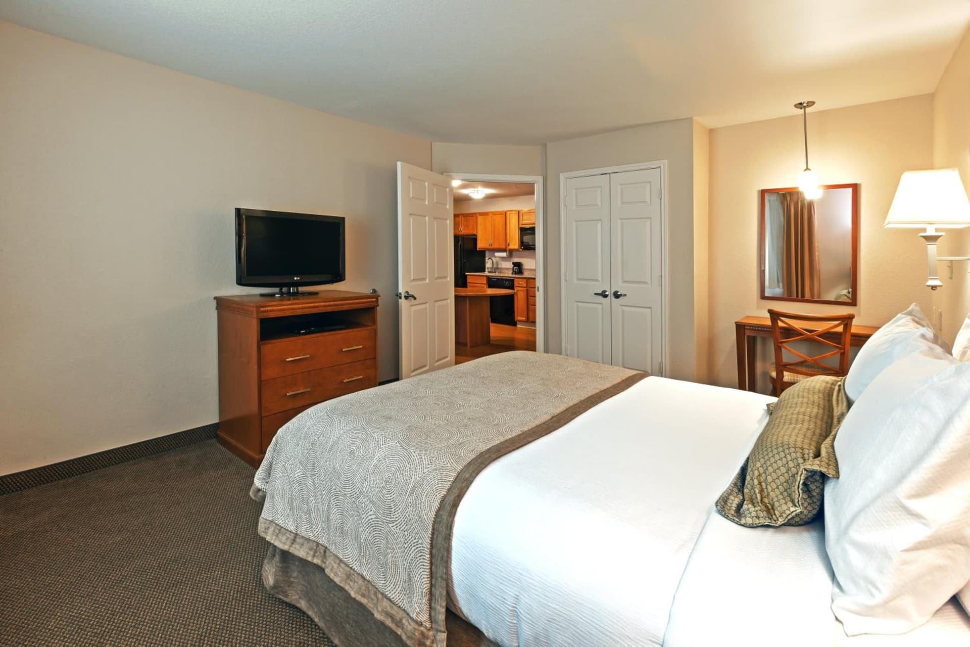 Candlewood Suites Pearland by IHG gallery photo in Pearland, TX — image 16