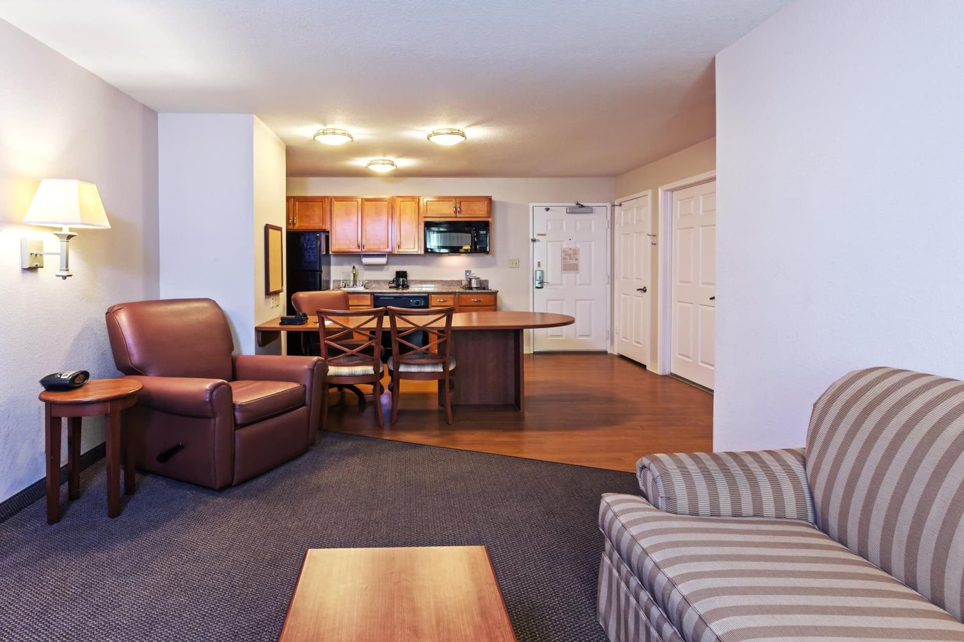 Candlewood Suites Pearland by IHG gallery photo in Pearland, TX — image 8