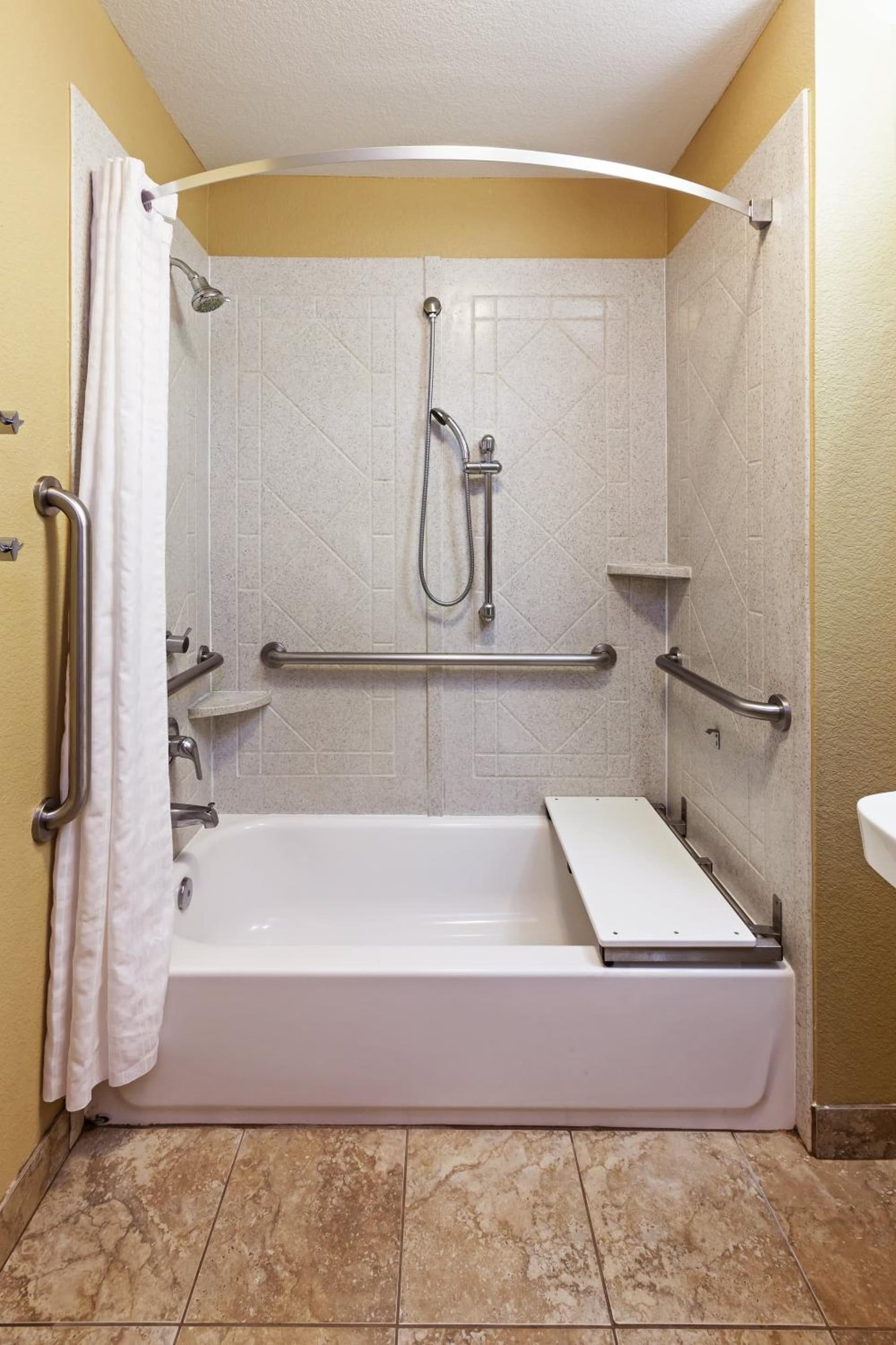 Candlewood Suites Pearland by IHG gallery photo in Pearland, TX — image 21