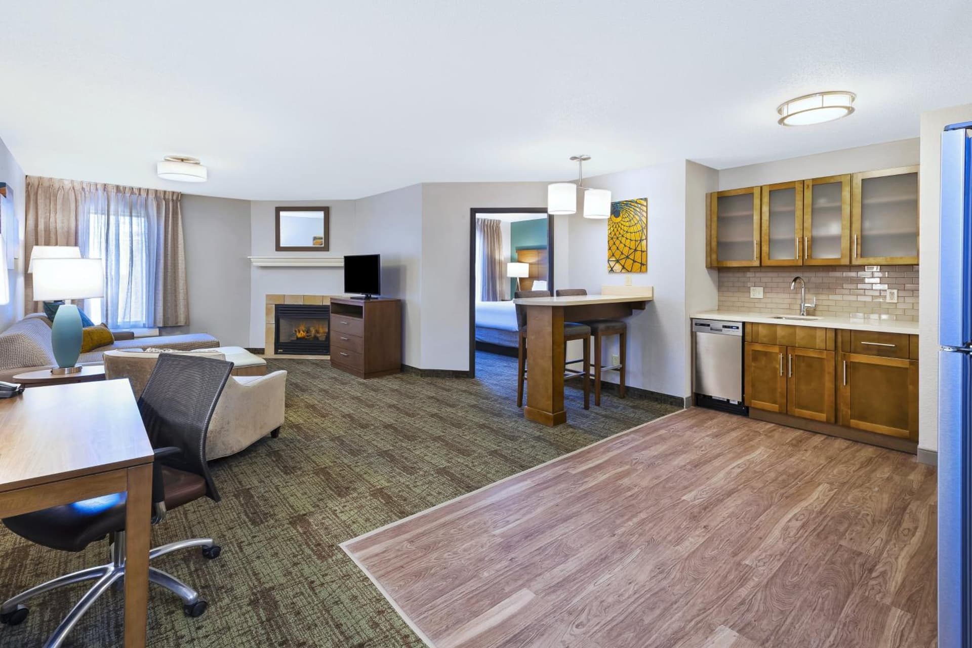 Staybridge Suites Columbia-Highway 63 & I-70 by IHG interior in Columbia, MO — gallery photo 2