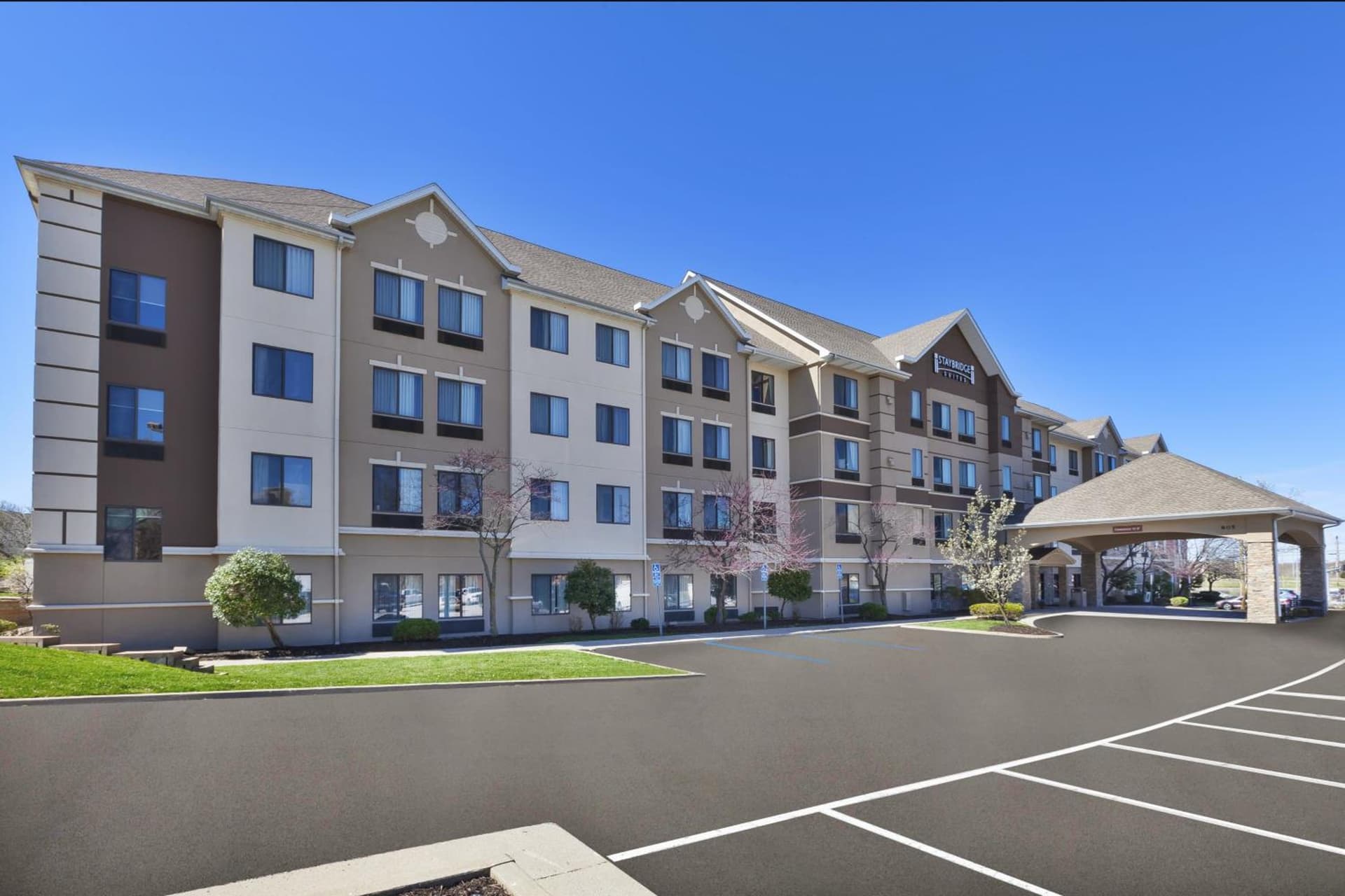 Staybridge Suites Columbia-Highway 63 & I-70 by IHG featured exterior or lobby in Columbia, MO — similar hotel