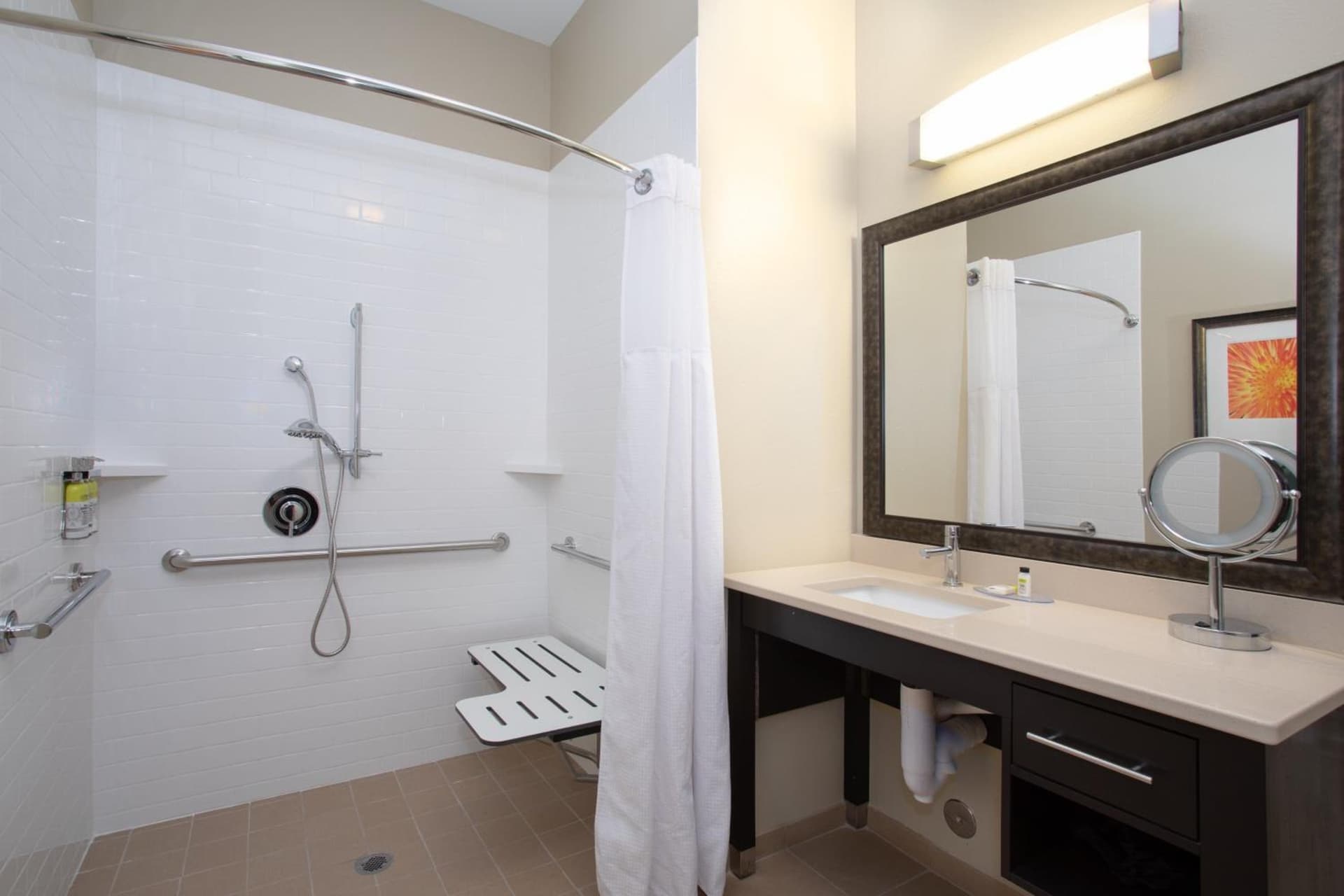 Staybridge Suites Denver South - Highlands Ranch by IHG interior in Littleton, CO — gallery photo 2
