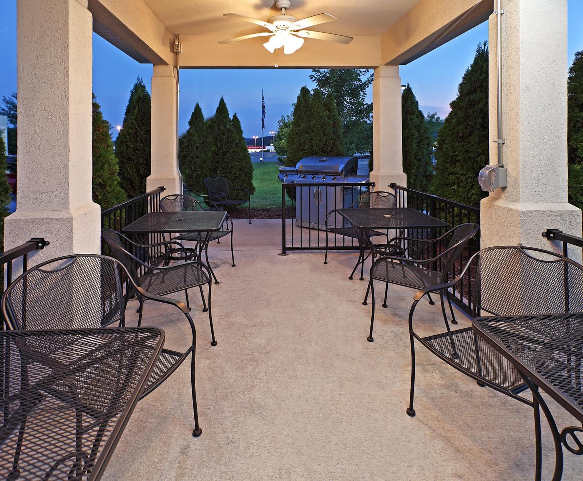 Candlewood Suites Fayetteville – University of Arkansas by IHG gallery photo in Fayetteville, AR — image 33