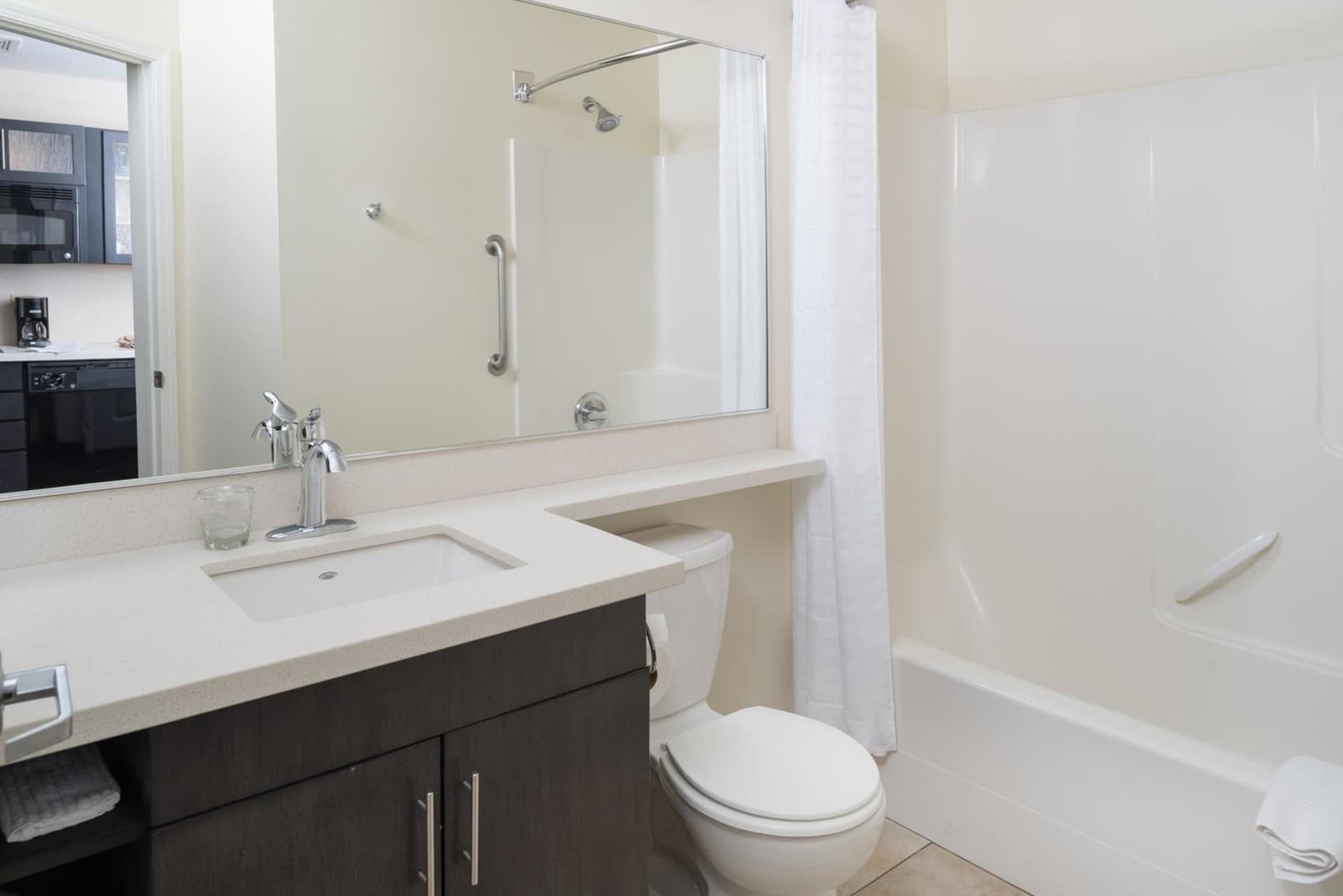 Candlewood Suites Olympia - Lacey by IHG gallery photo in Lacey, WA — image 33