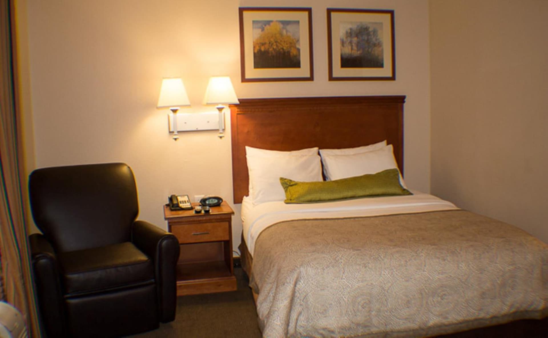 Candlewood Suites Jacksonville by IHG gallery photo in Jacksonville, NC — image 17