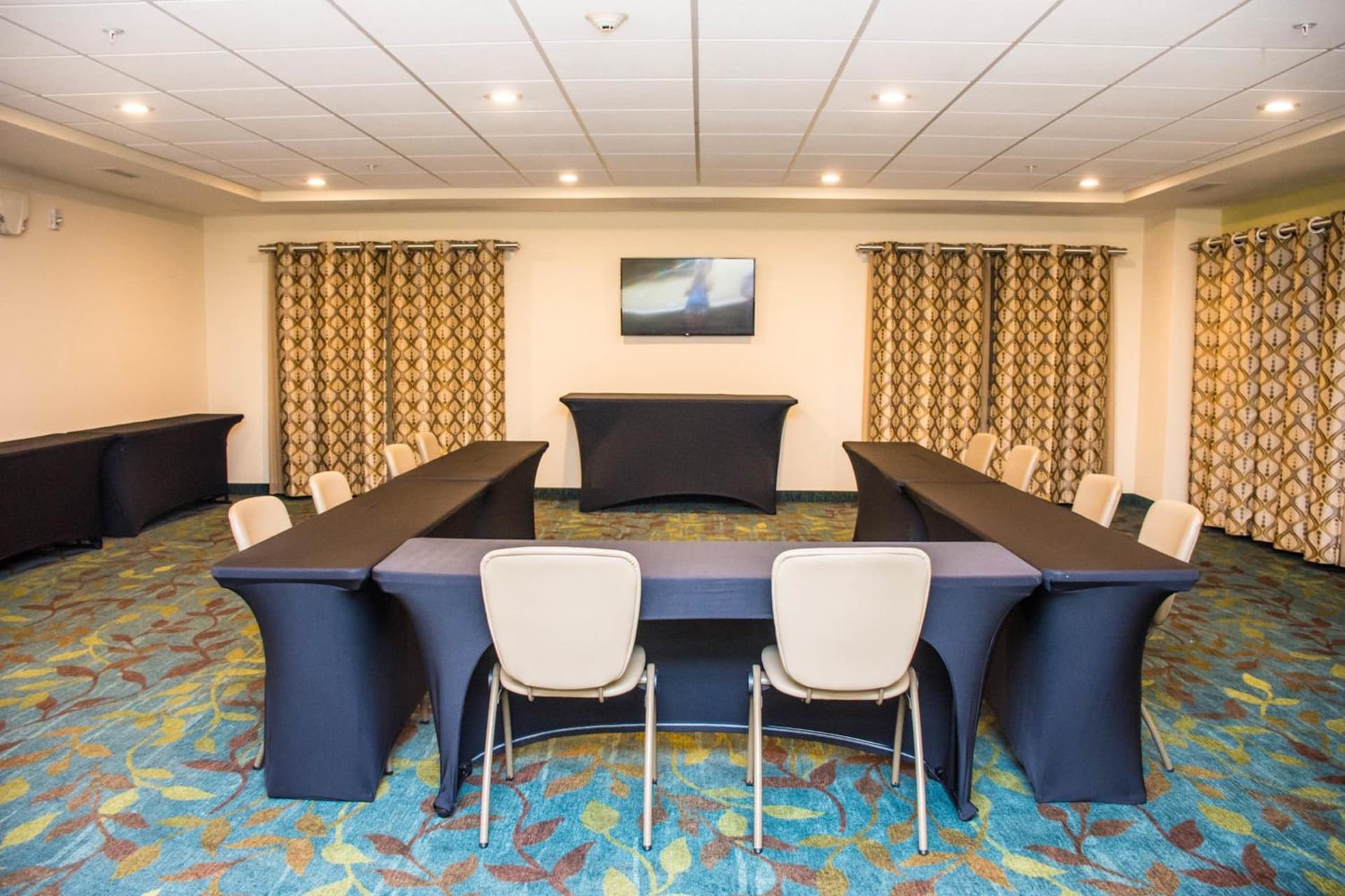 Candlewood Suites Overland Park W 135th St by IHG gallery photo in Overland Park, KS — image 49