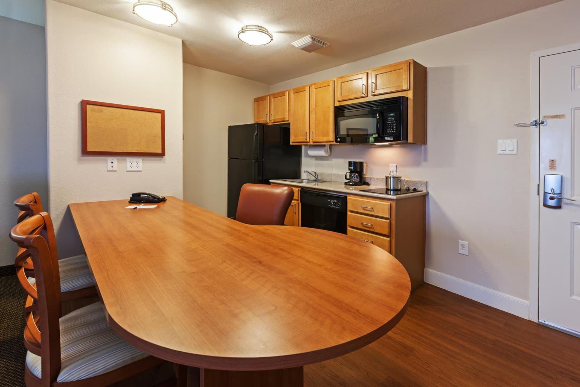Candlewood Suites - Texas City by IHG gallery photo in Texas City, TX — image 16