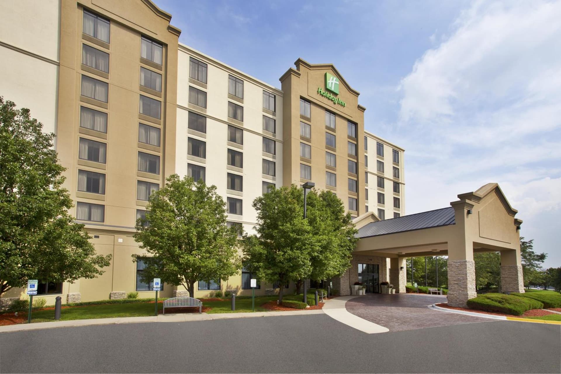 Holiday Inn Hotel & Suites Chicago Northwest - Elgin by IHG — hotel in Elgin, Illinois