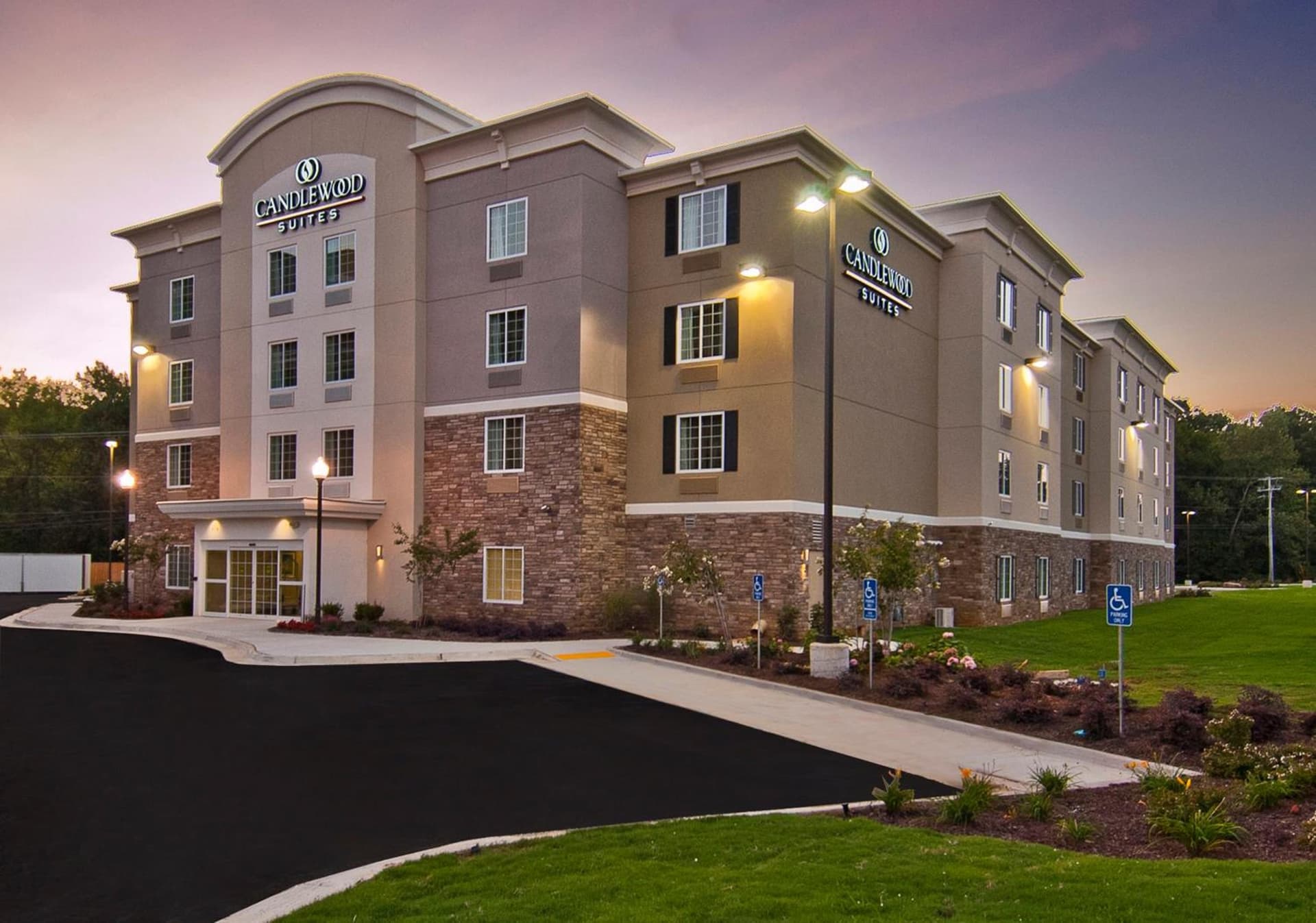 Candlewood Suites Tupelo by IHG featured exterior or lobby in Tupelo, MS — similar hotel