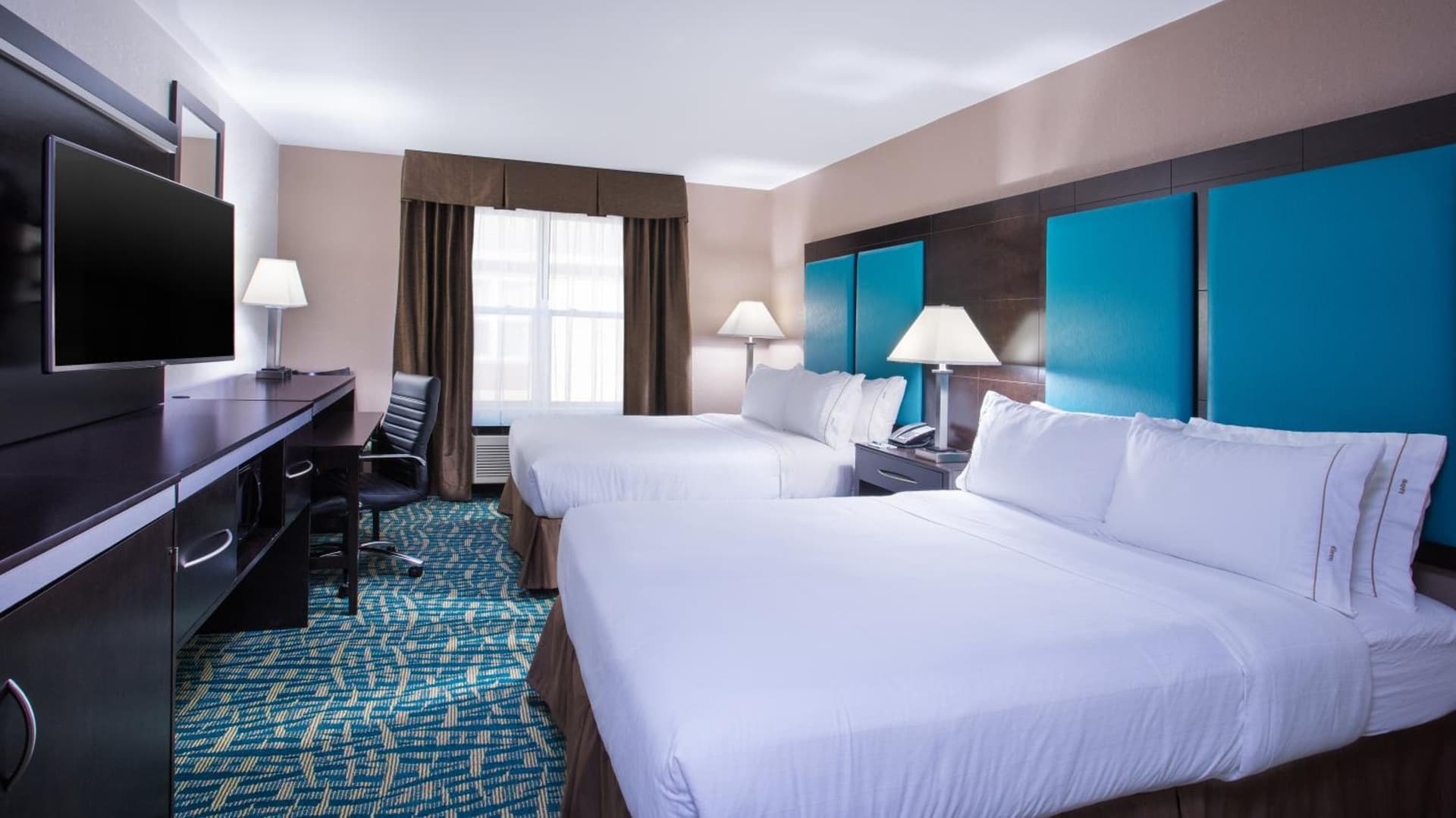 Holiday Inn Express & Suites Wyomissing by IHG gallery photo in West Reading, PA — image 11