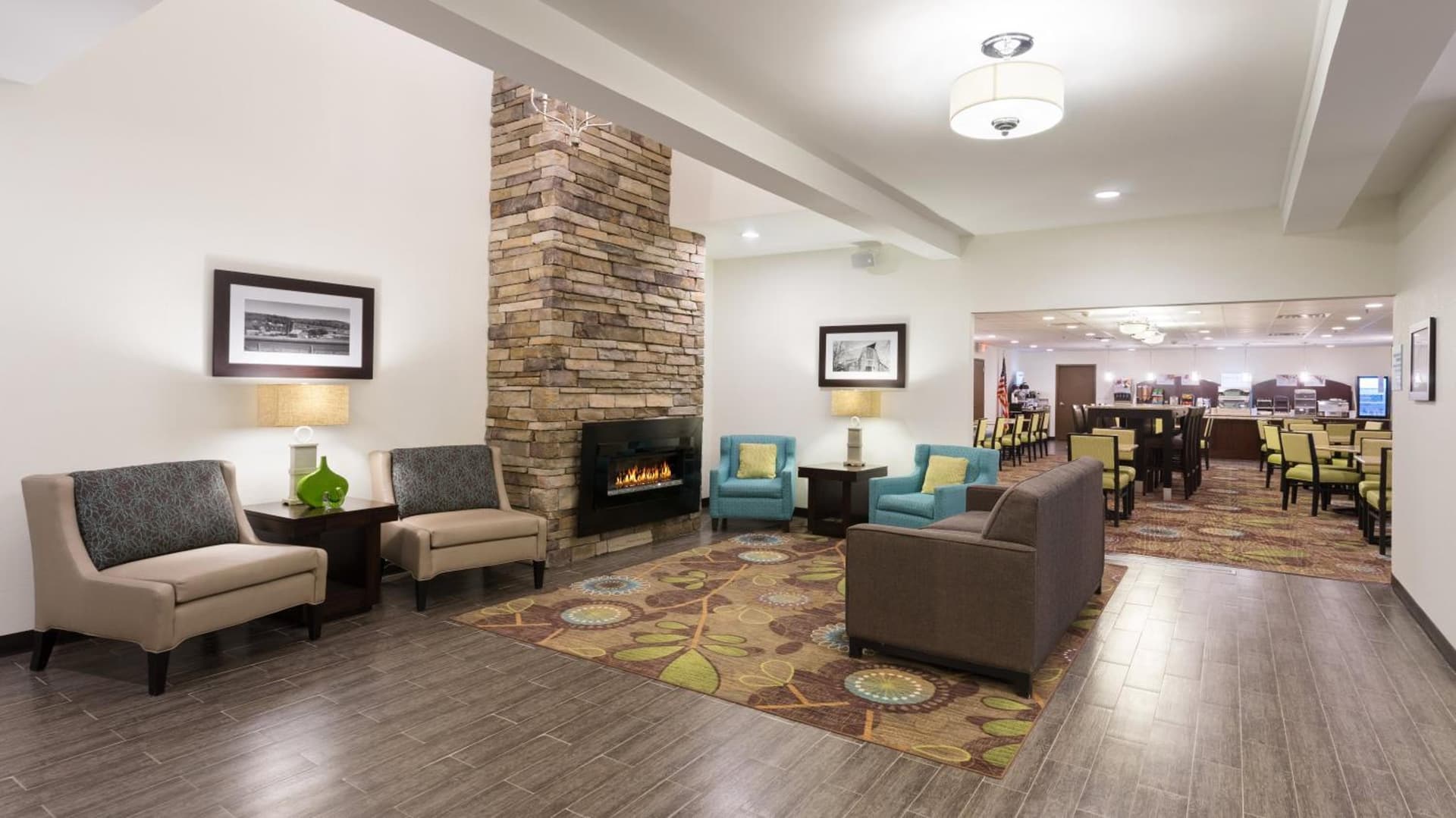 Holiday Inn Express & Suites Wyomissing by IHG property views in West Reading, PA — gallery photo 3