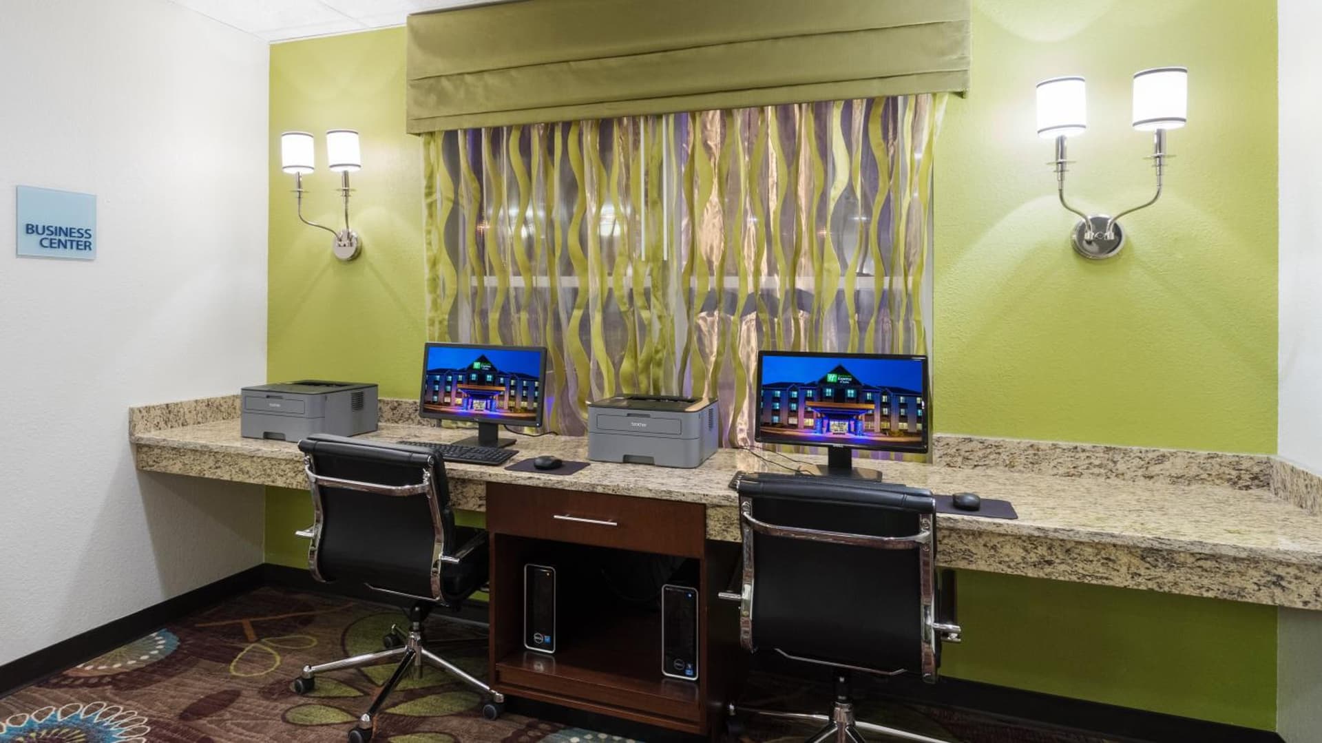 Holiday Inn Express & Suites Wyomissing by IHG gallery photo in West Reading, PA — image 19