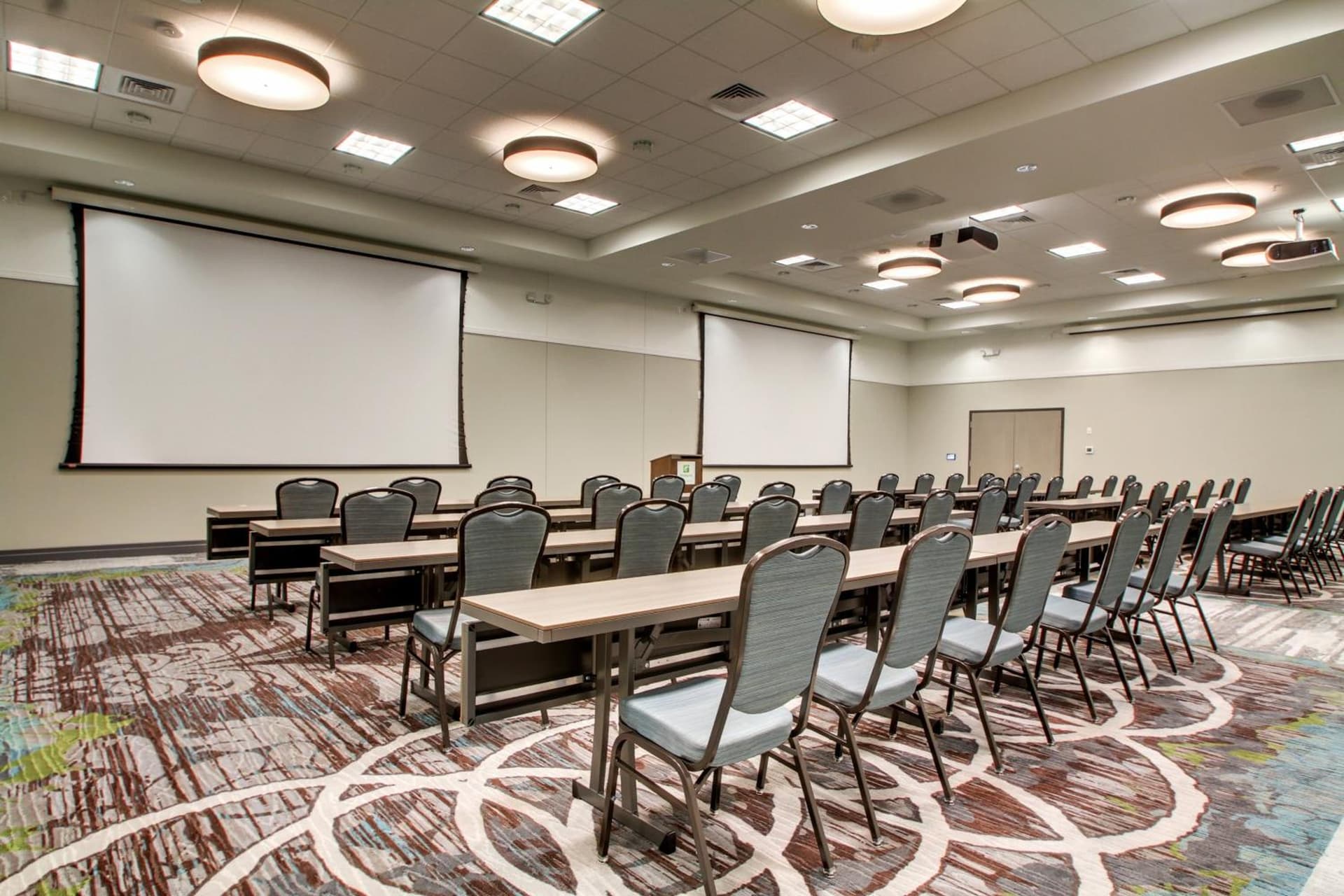 Holiday Inn & Suites Peoria At Grand Prairie by IHG gallery photo in Peoria, IL — image 38