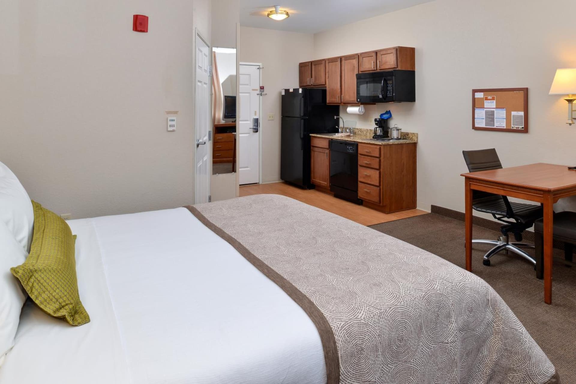 Candlewood Suites Turlock by IHG interior in Turlock, CA — gallery photo 2
