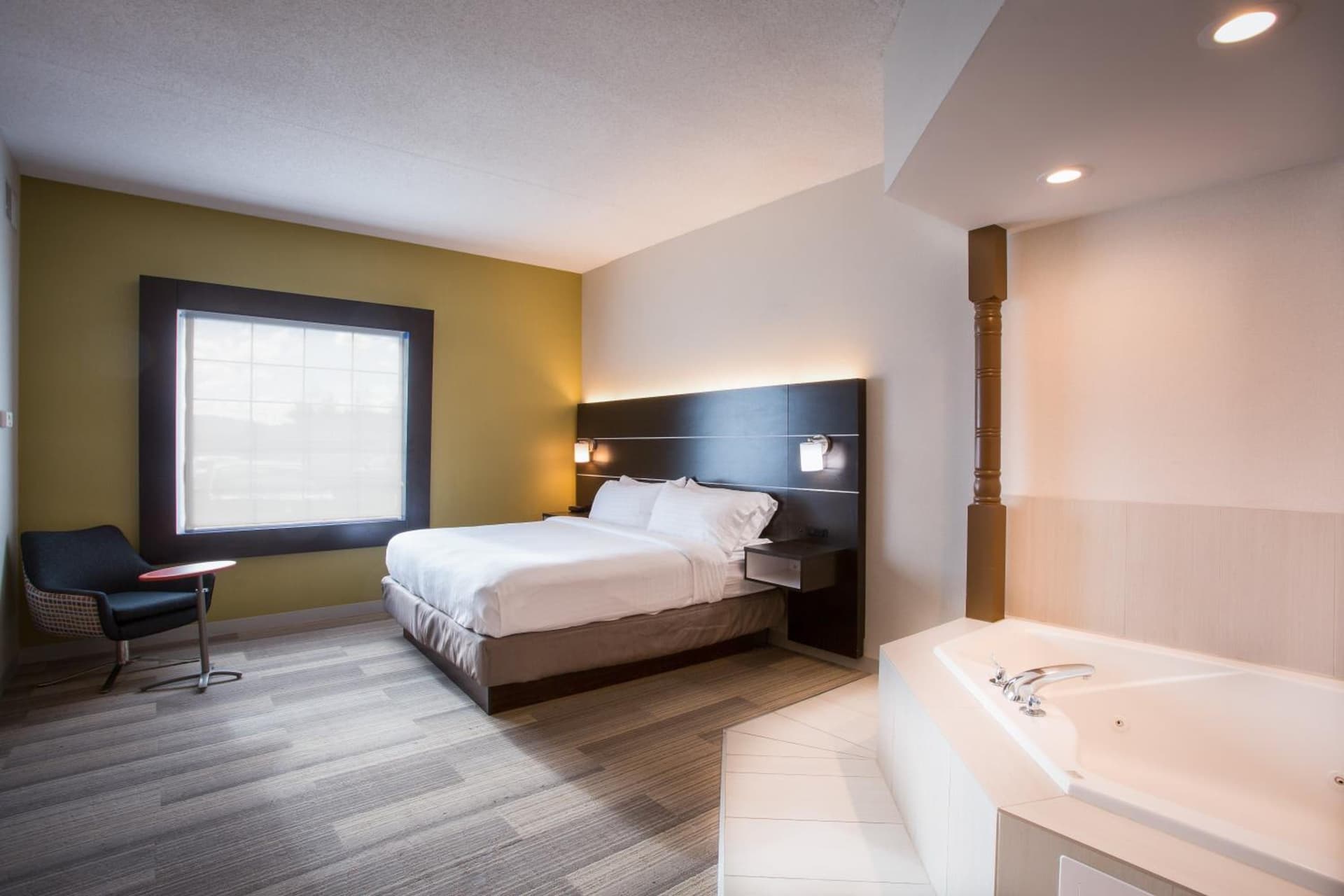 Holiday Inn Express Hotel & Suites Reading by IHG gallery photo in Reading, PA — image 12