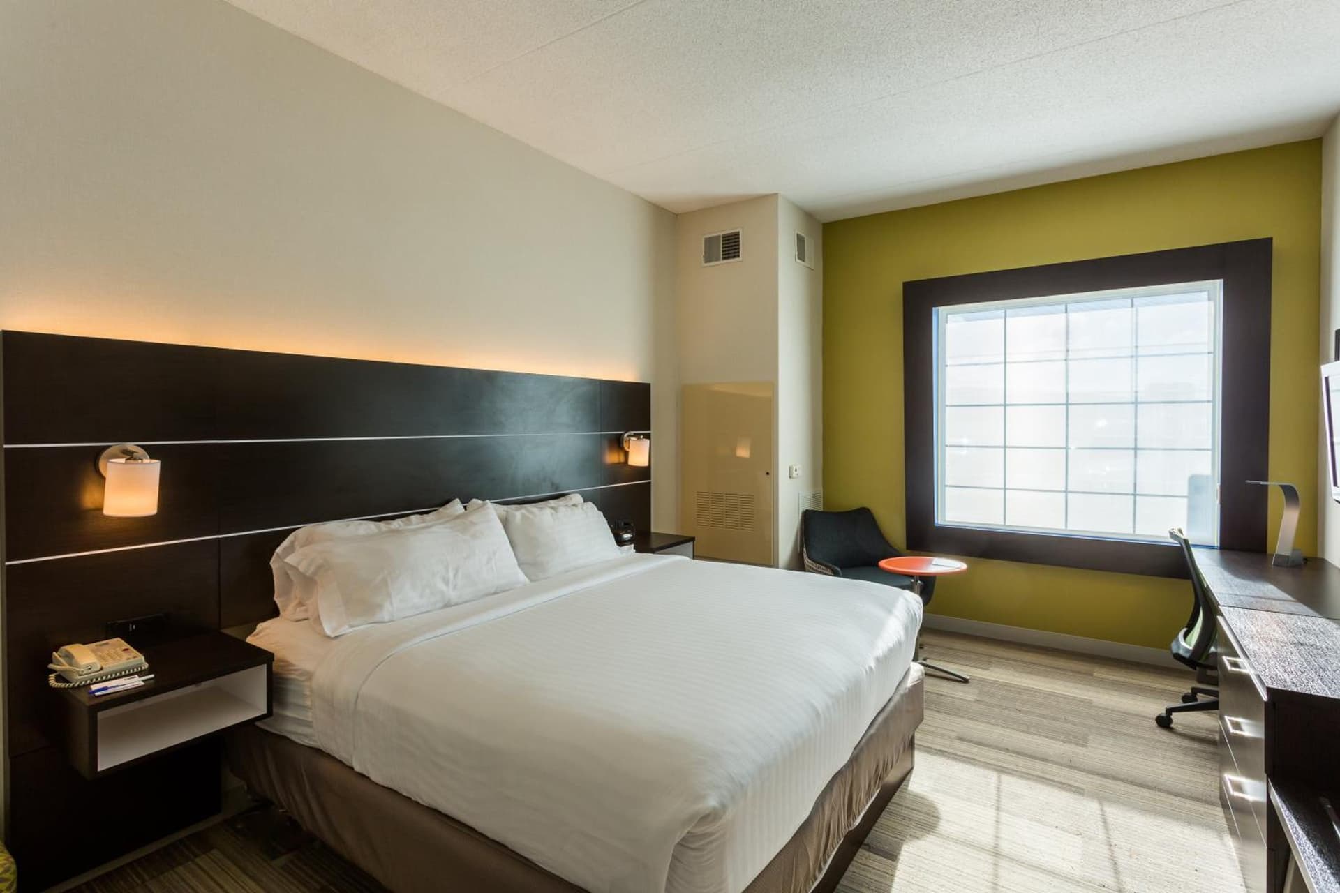 Holiday Inn Express Hotel & Suites Reading by IHG gallery photo in Reading, PA — image 9