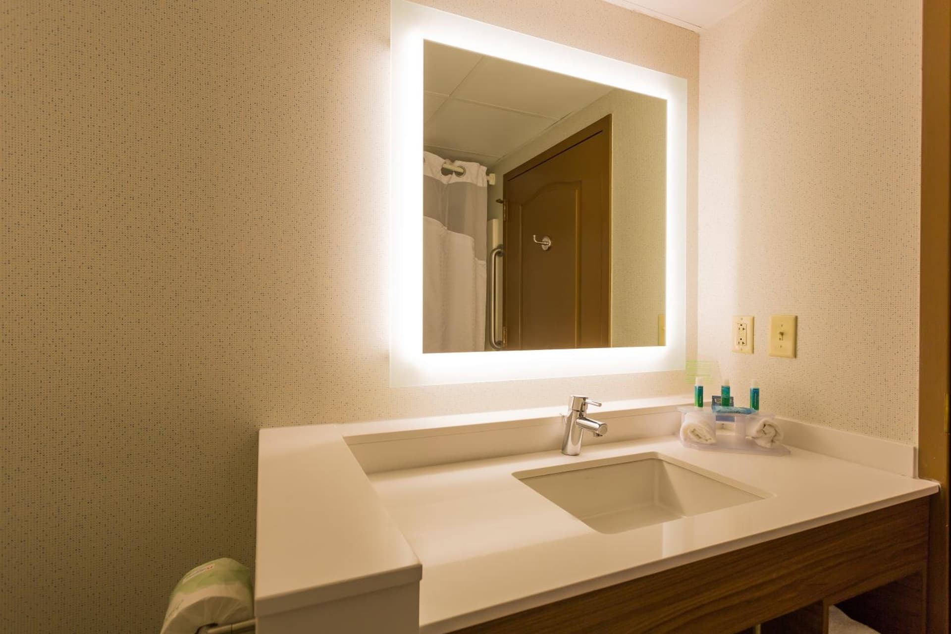 Holiday Inn Express Hotel & Suites Reading by IHG gallery photo in Reading, PA — image 29
