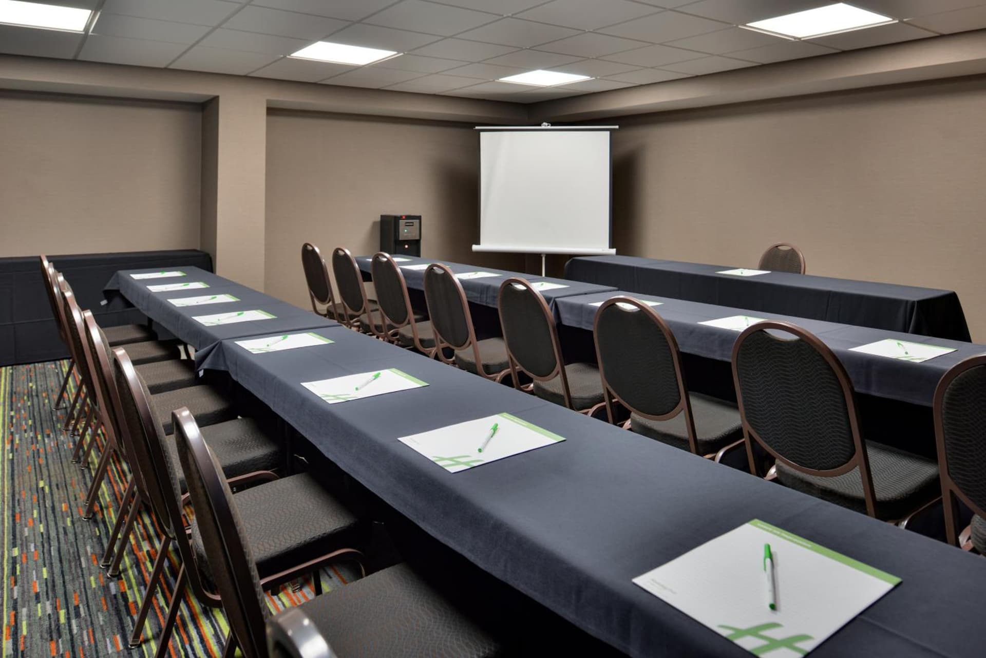 Holiday Inn Hotel & Suites Rochester - Marketplace by IHG gallery photo in Rochester, NY — image 39