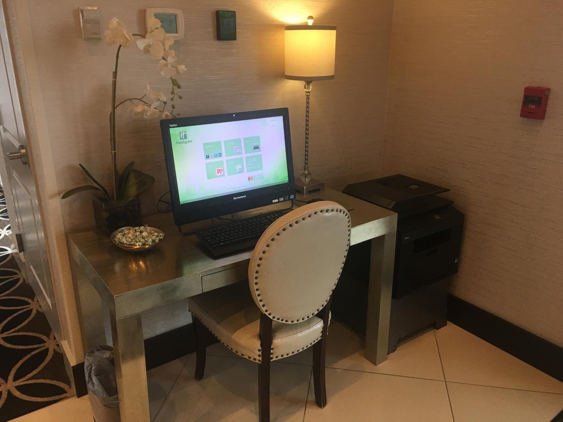Holiday Inn and Suites East Peoria by IHG property views in Peoria, IL — gallery photo 3