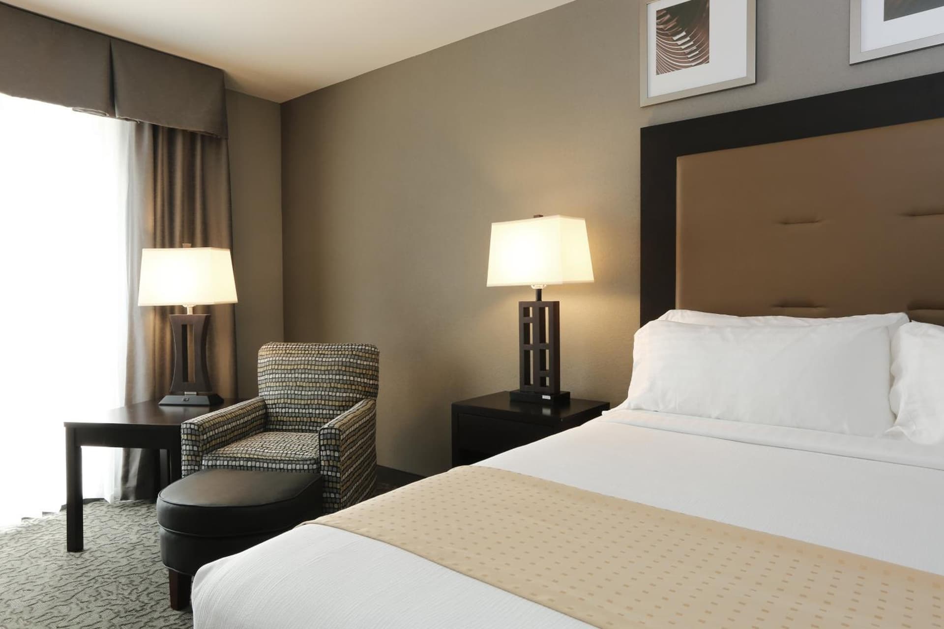 Holiday Inn and Suites East Peoria by IHG gallery photo in Peoria, IL — image 31