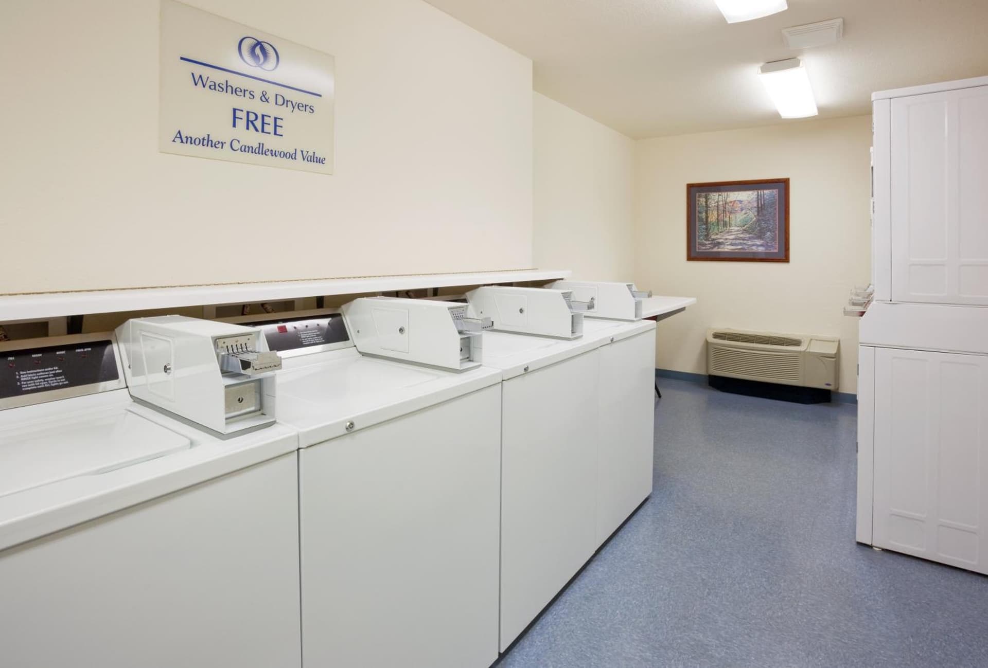 Candlewood Suites Appleton by IHG gallery photo in Appleton, WI — image 14
