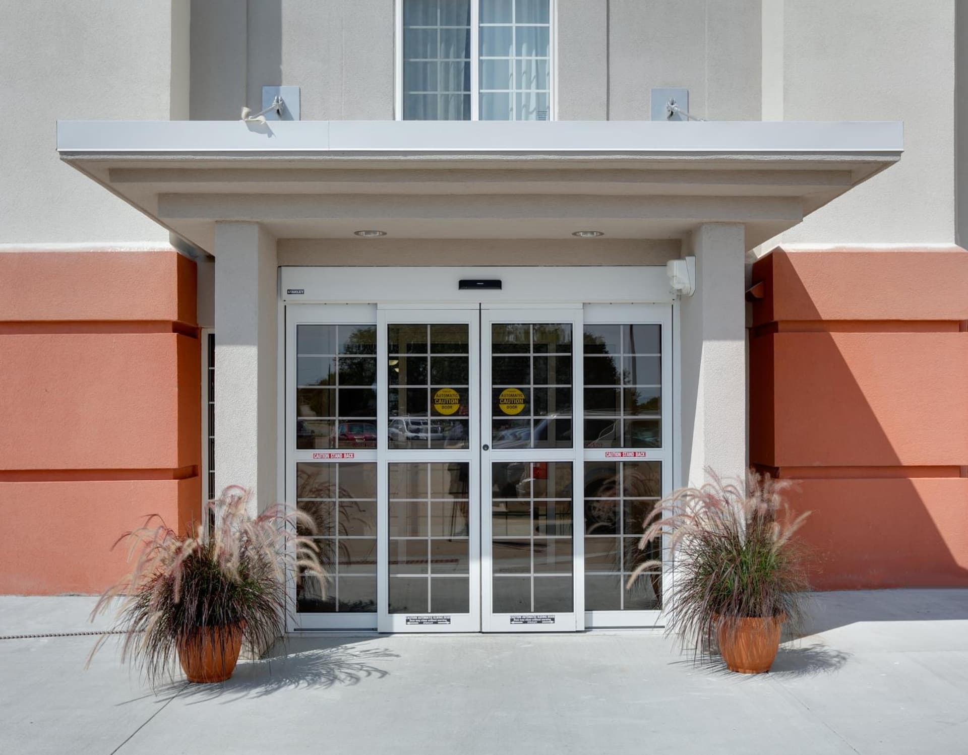 Candlewood Suites Salina by IHG interior in Salina, KS — gallery photo 2