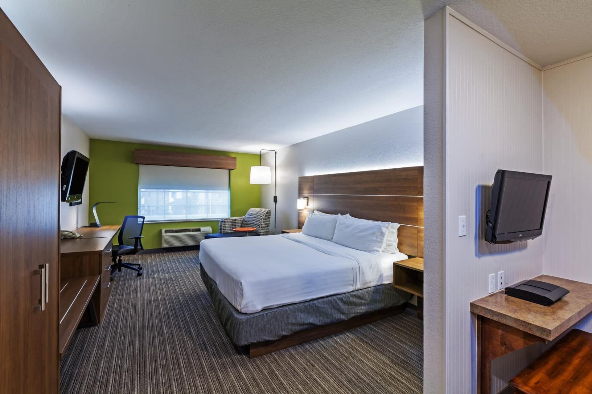 Holiday Inn Express & Suites Tulsa S Broken Arrow Hwy 51 by IHG gallery photo in Broken Arrow, OK — image 58