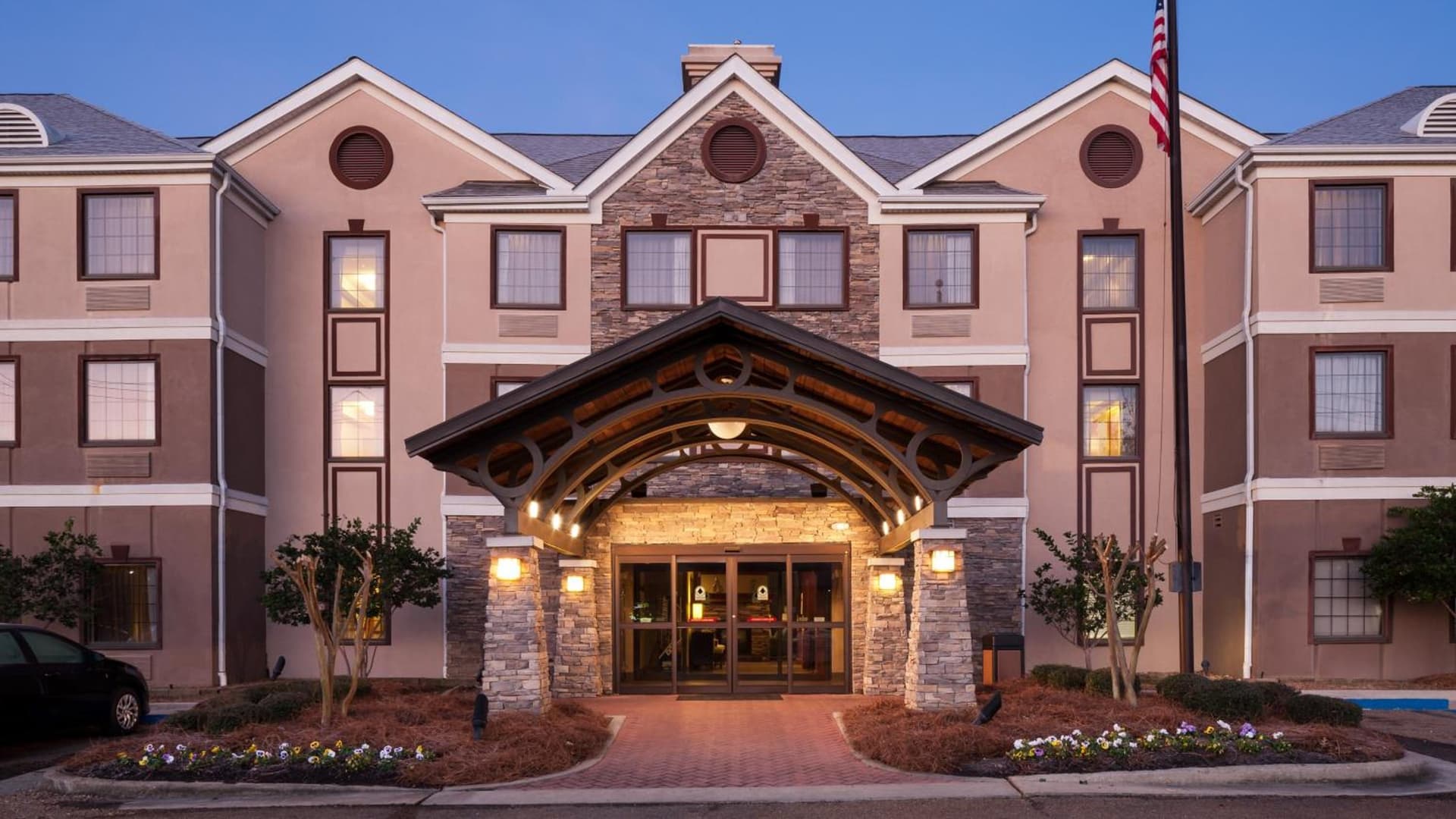 Staybridge Suites Jackson by IHG featured exterior or lobby in Ridgeland, MS — similar hotel