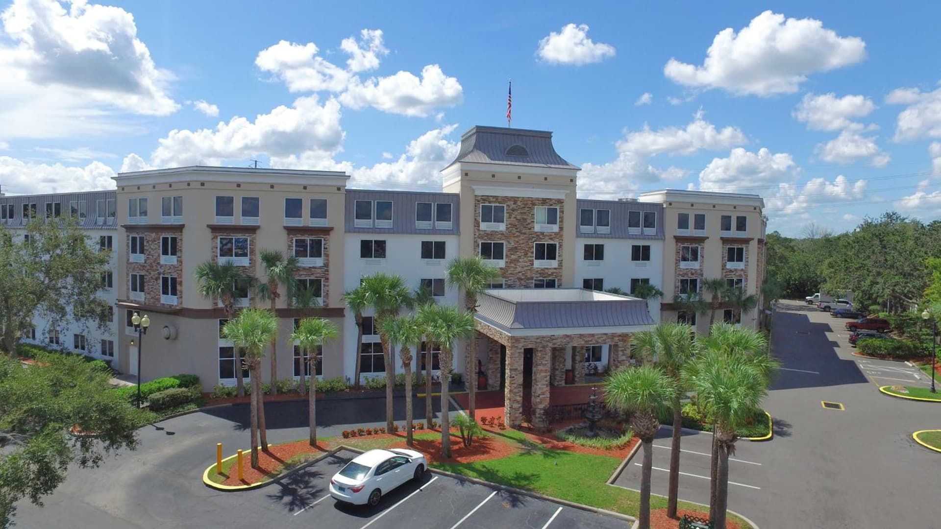 Staybridge Suites Orlando Royale Parc Suites by IHG featured exterior or lobby in Orlando, FL — similar hotel