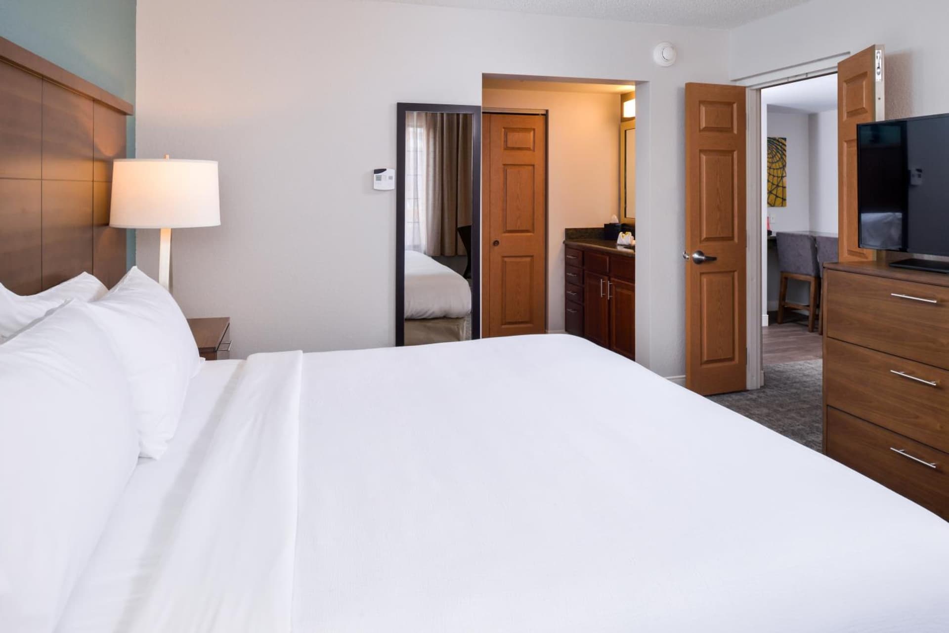 Staybridge Suites Indianapolis Downtown-Convention Center by IHG gallery photo in Indianapolis, IN — image 37