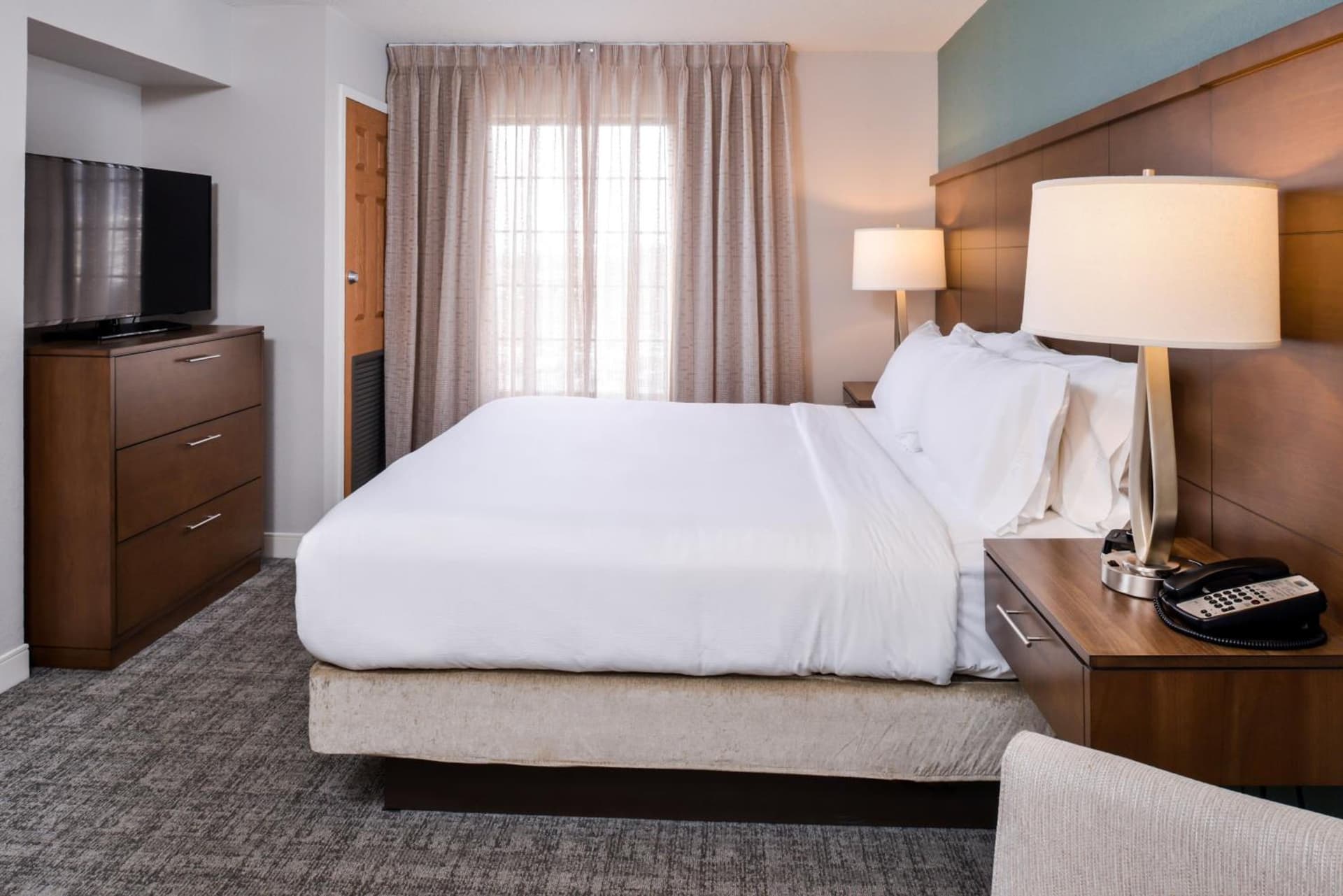 Staybridge Suites Indianapolis Downtown-Convention Center by IHG gallery photo in Indianapolis, IN — image 7