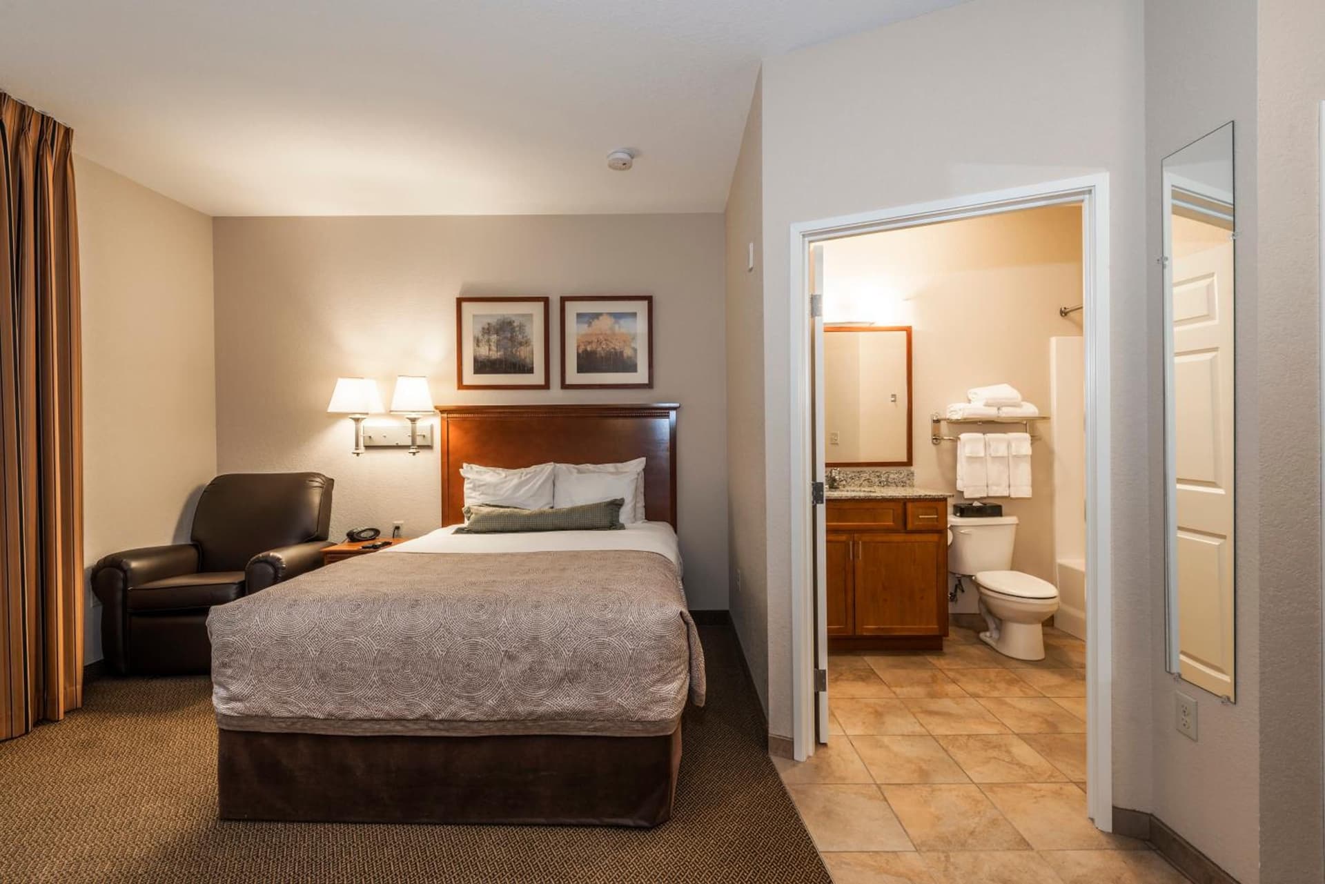 Candlewood Suites Burlington by IHG gallery photo in Burlington, WA — image 15