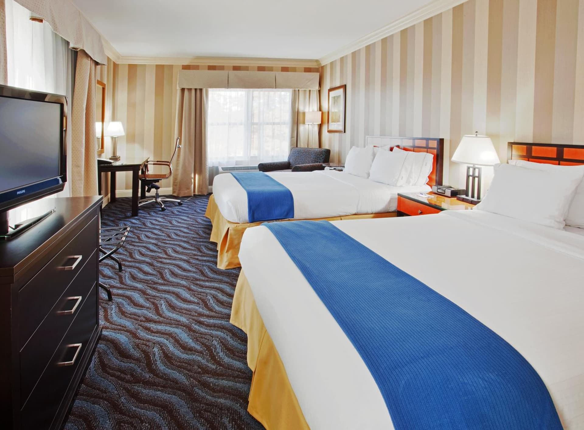 Holiday Inn Express Hotel & Suites Santa Cruz by IHG gallery photo in Santa Cruz, CA — image 19