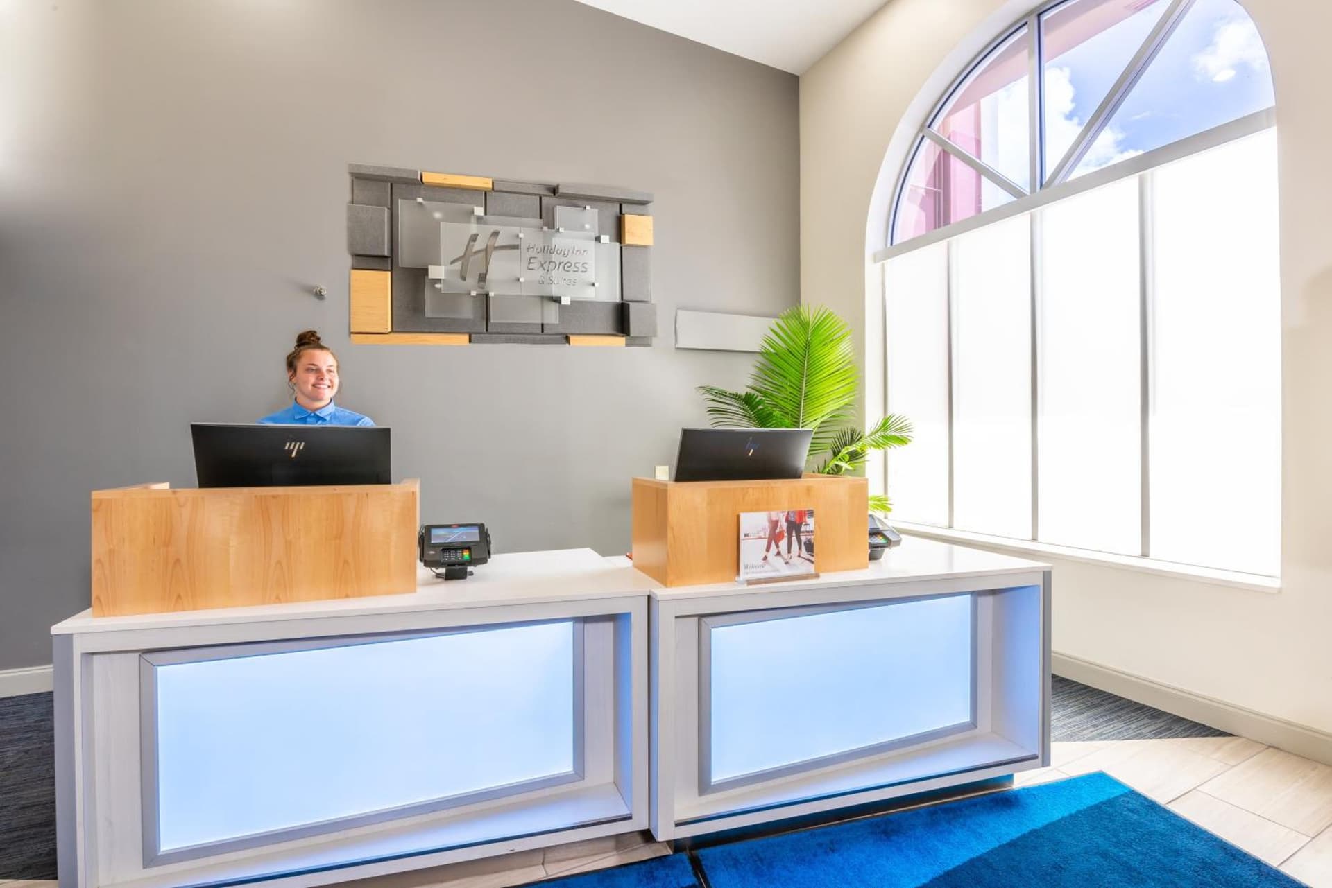 Holiday Inn Express Hotel & Suites Bradenton West by IHG gallery photo in Bradenton, FL — image 31