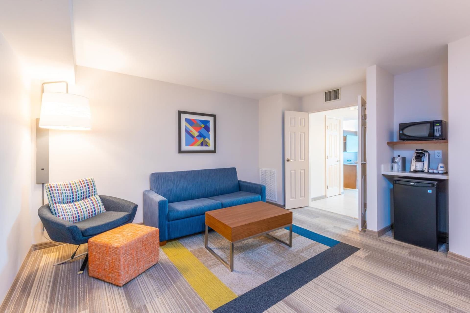 Holiday Inn Express Hotel & Suites Bradenton West by IHG gallery photo in Bradenton, FL — image 21